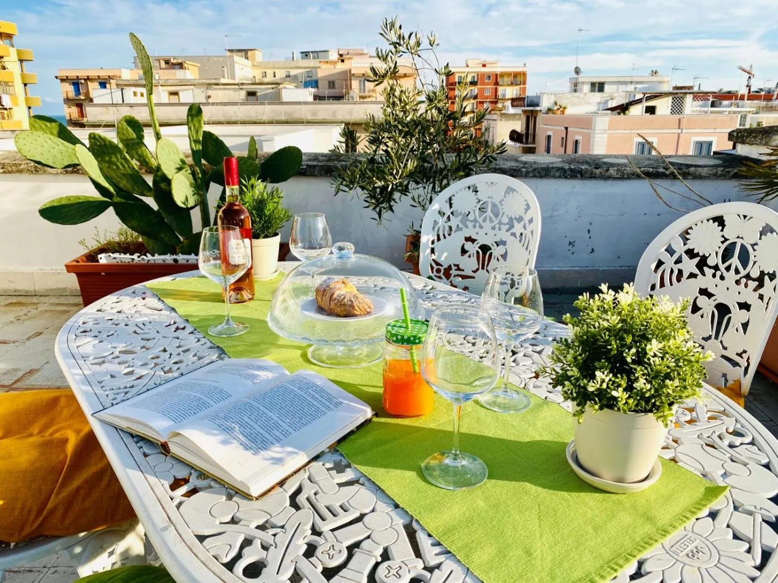 Balcony/Terrace in A DUE PASSI temporary apartment