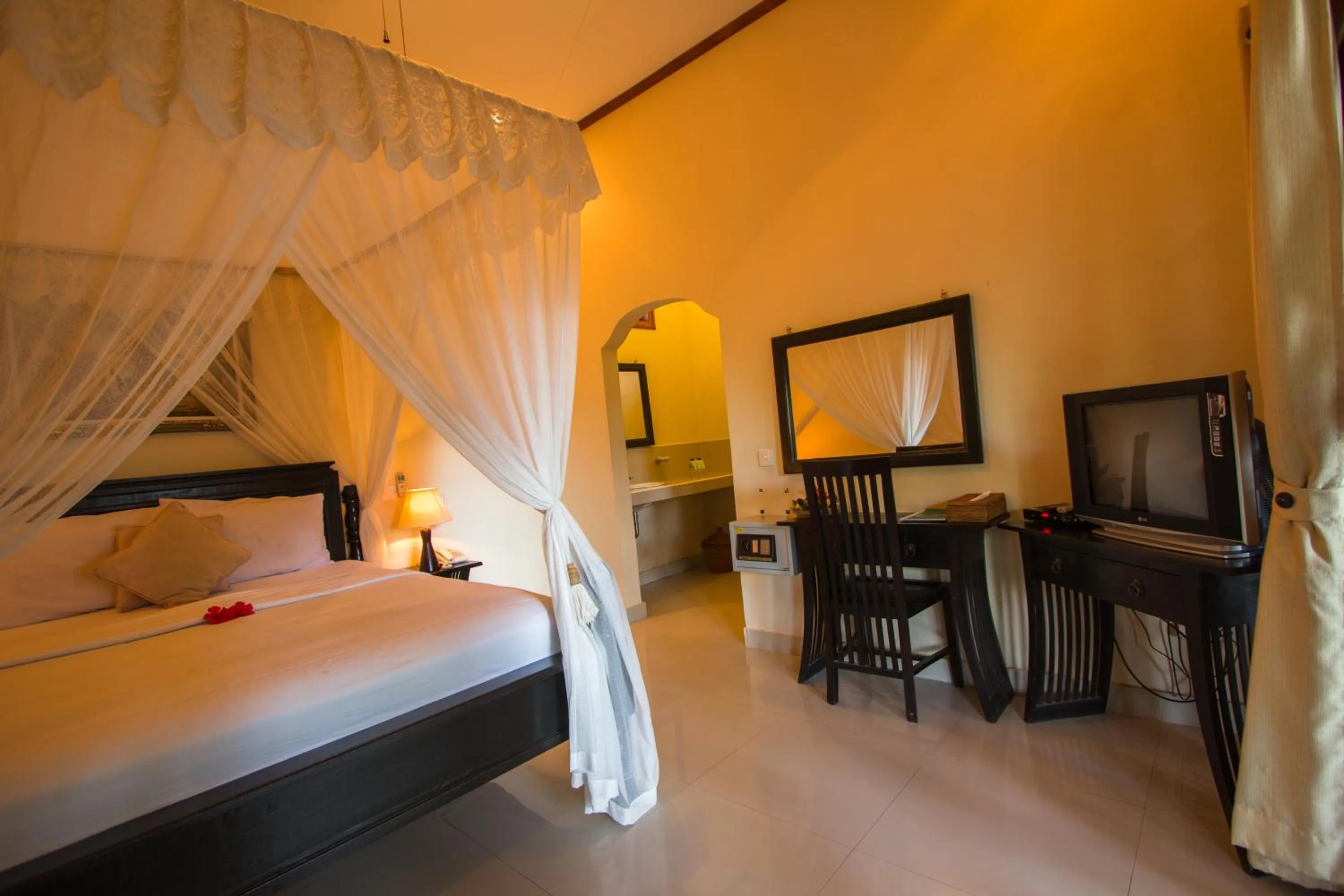 Superior Double Room in Arya Amed Beach Resort and Dive Center