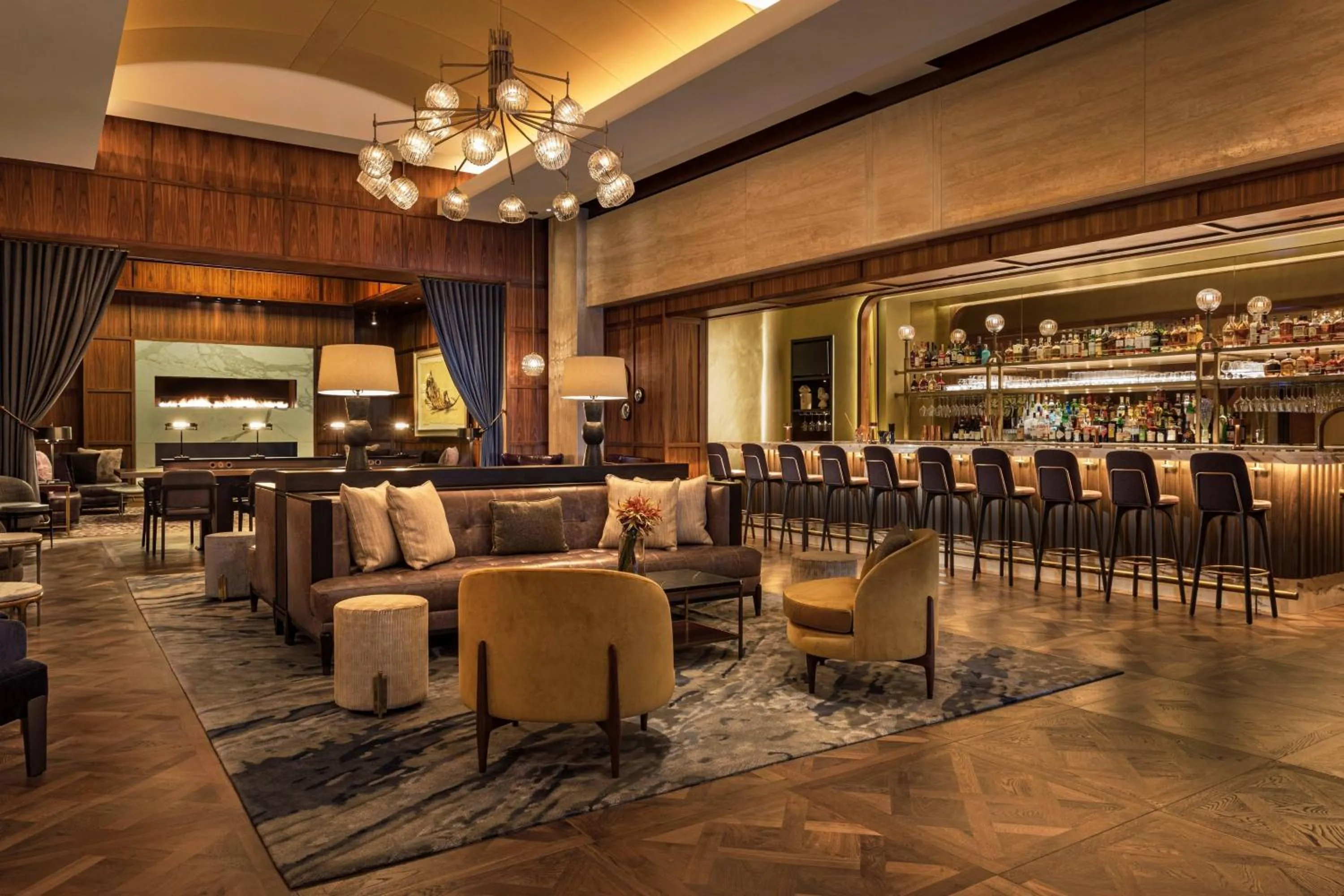 Lounge or bar in The Ritz-Carlton, Boston