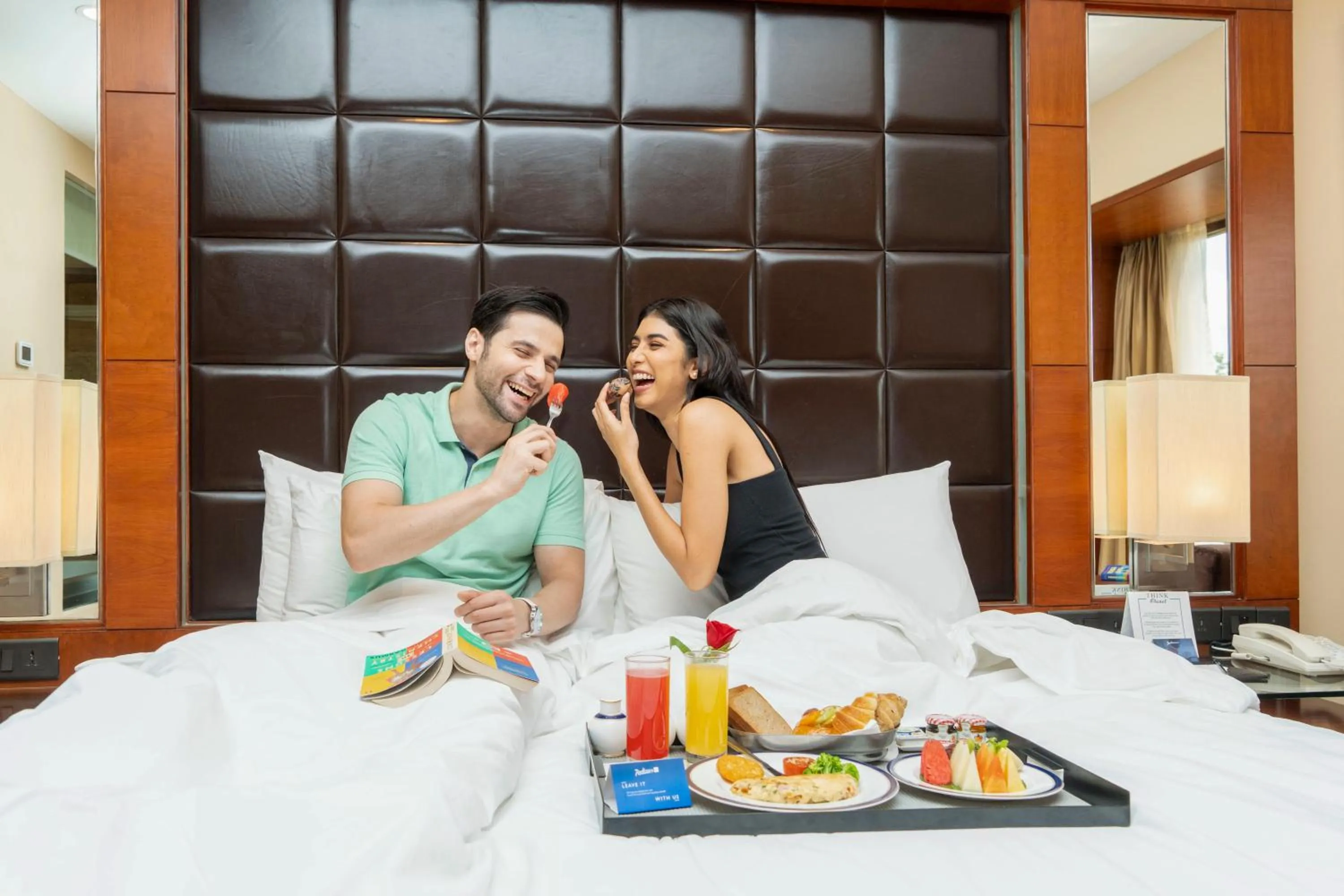 Bed in Radisson Blu Plaza Delhi Airport