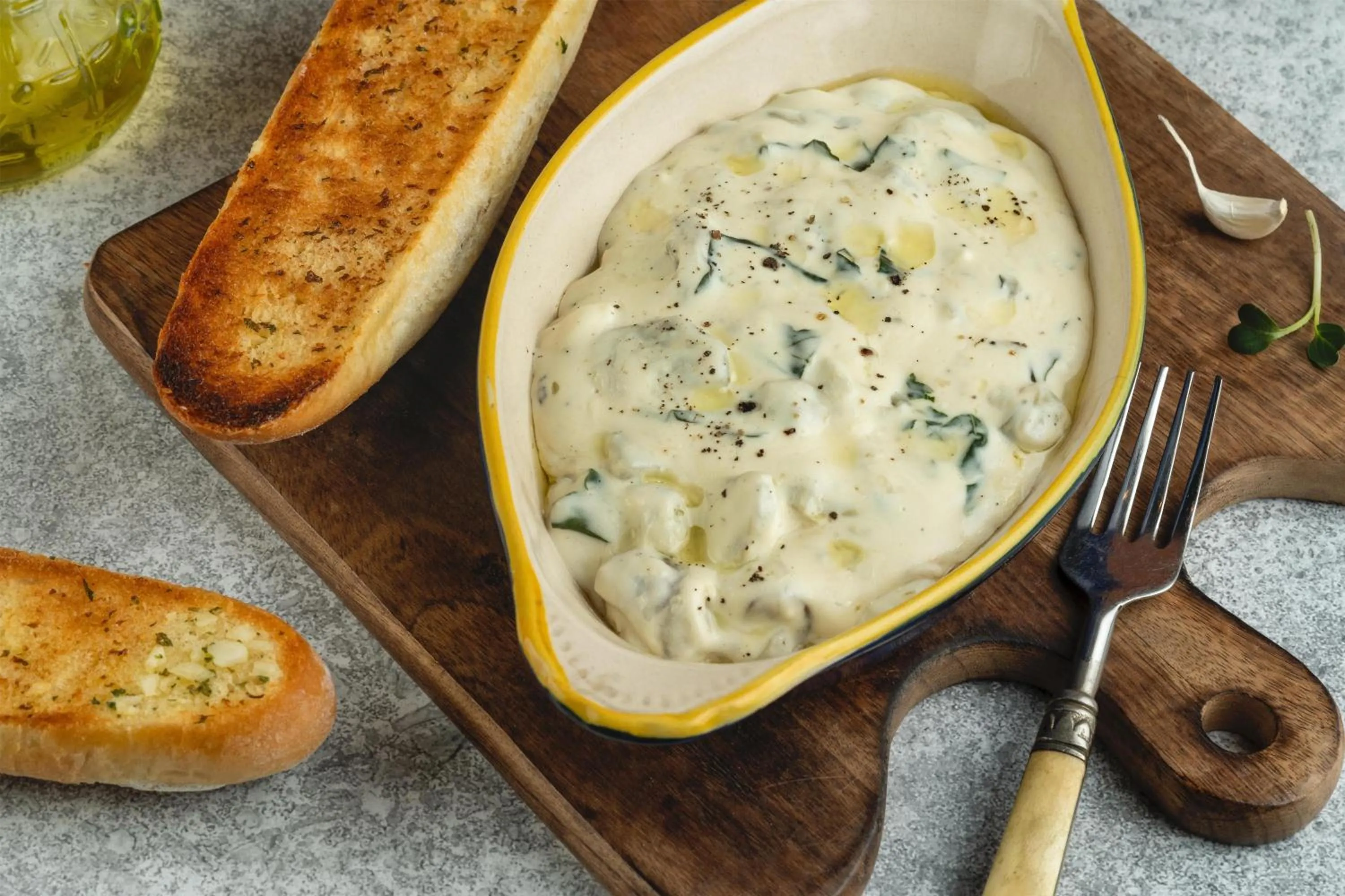 Food and drinks in Radisson Blu Plaza Delhi Airport