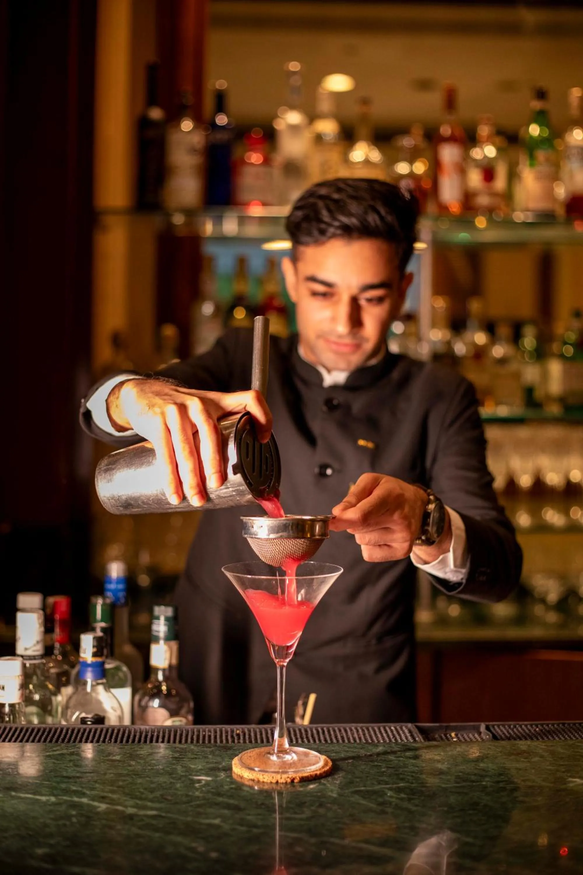 Lounge or bar in Radisson Blu Plaza Delhi Airport