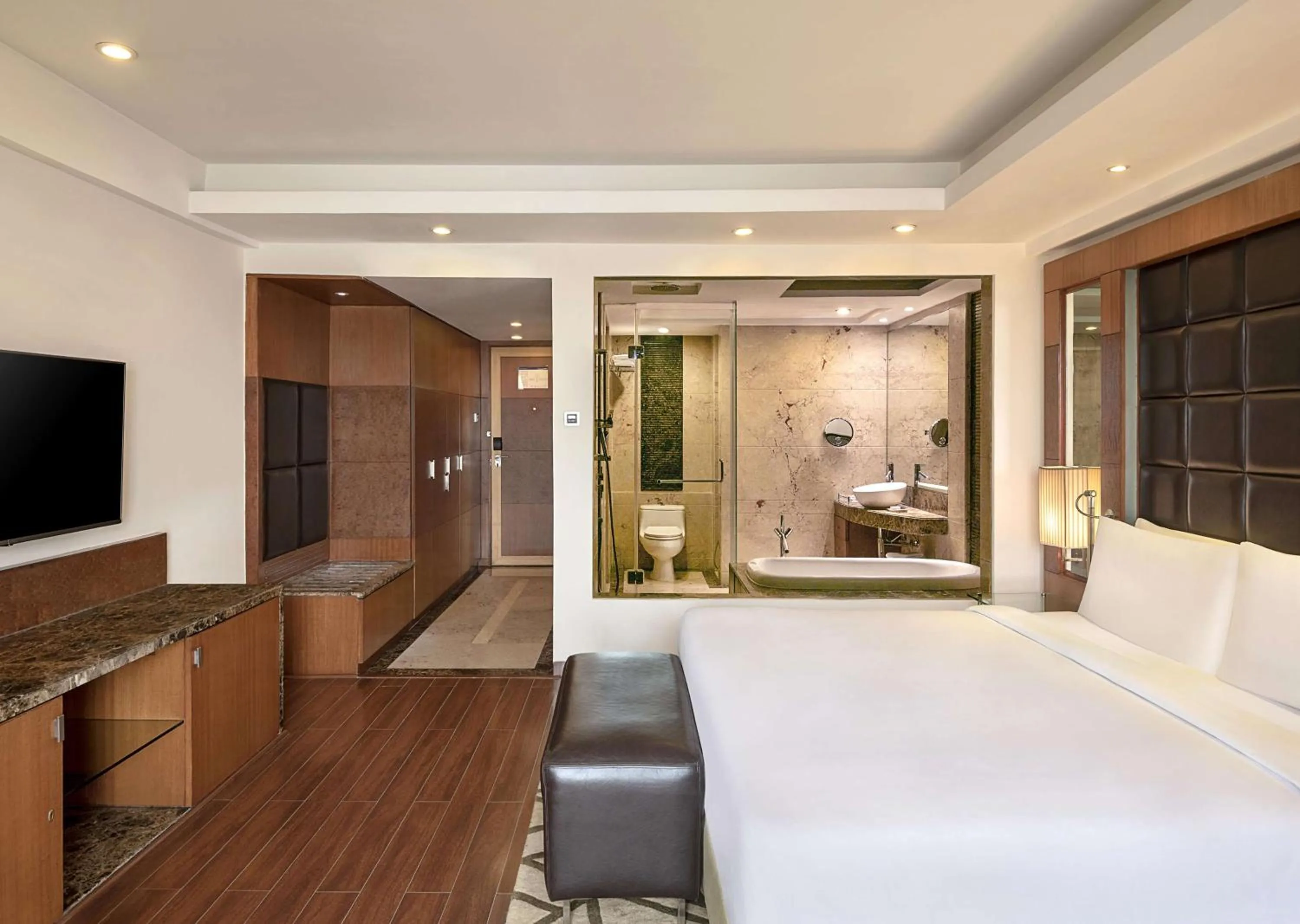 Business facilities, Bed in Radisson Blu Plaza Delhi Airport