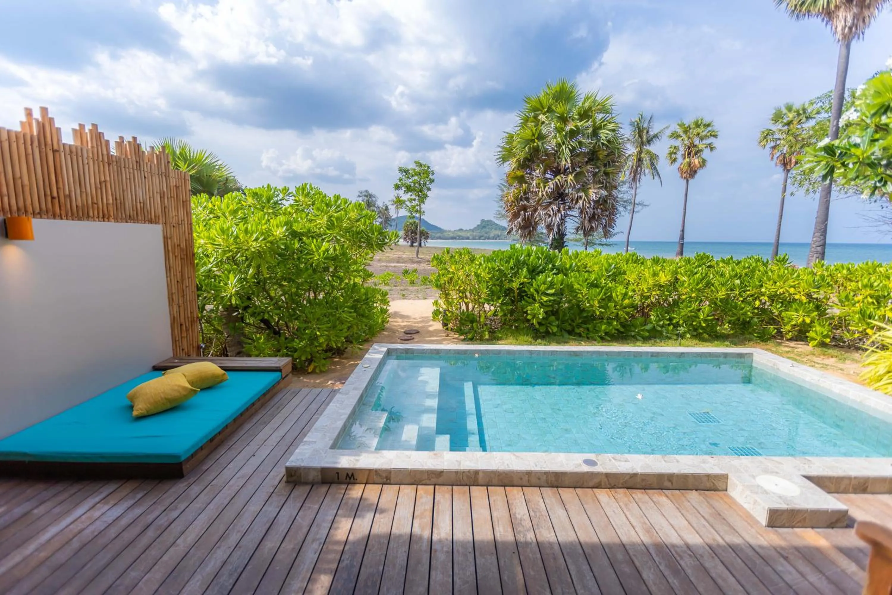 Sea view in Sirarun Resort