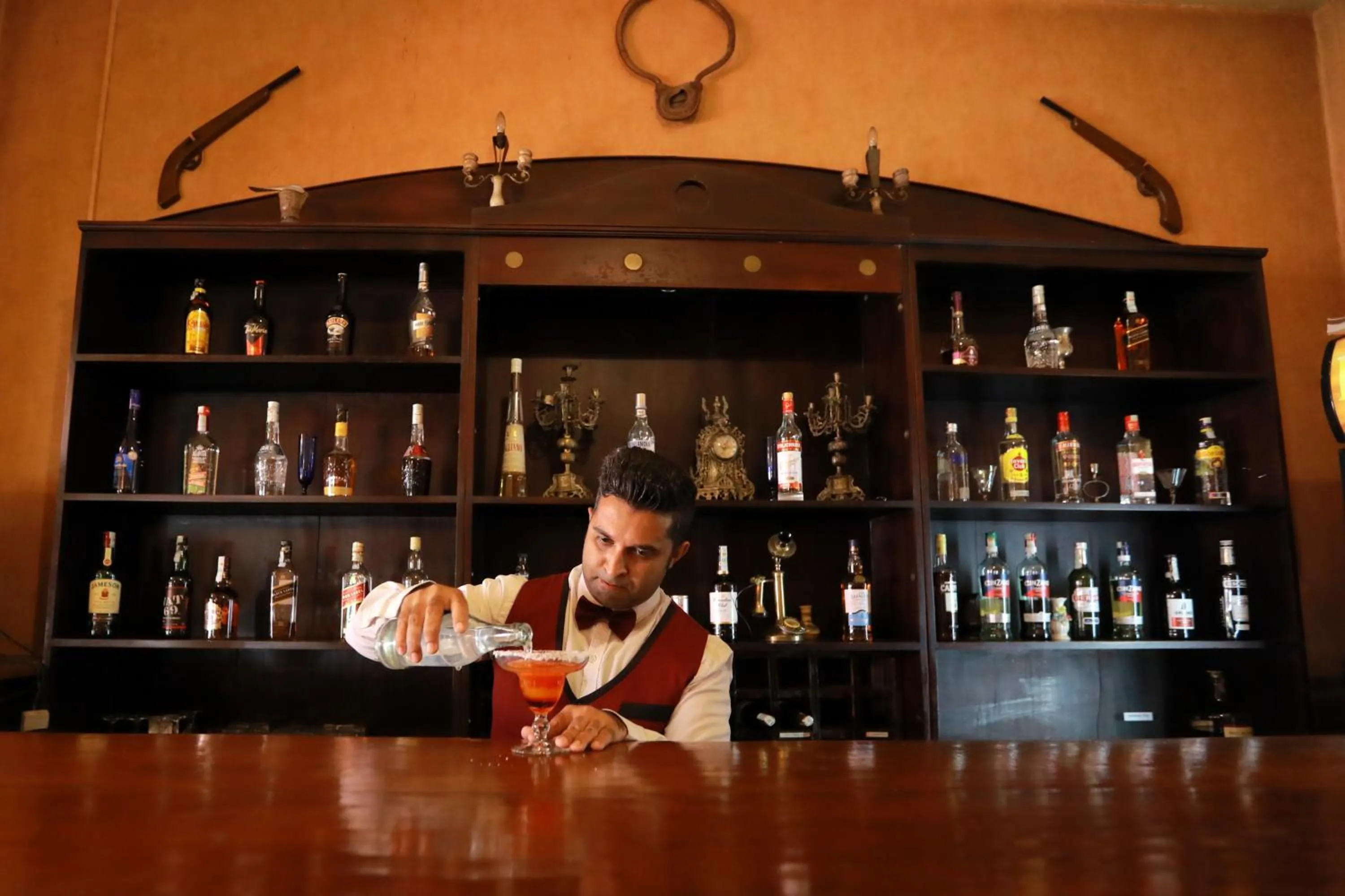 Lounge or bar in Bandarawela Hotel