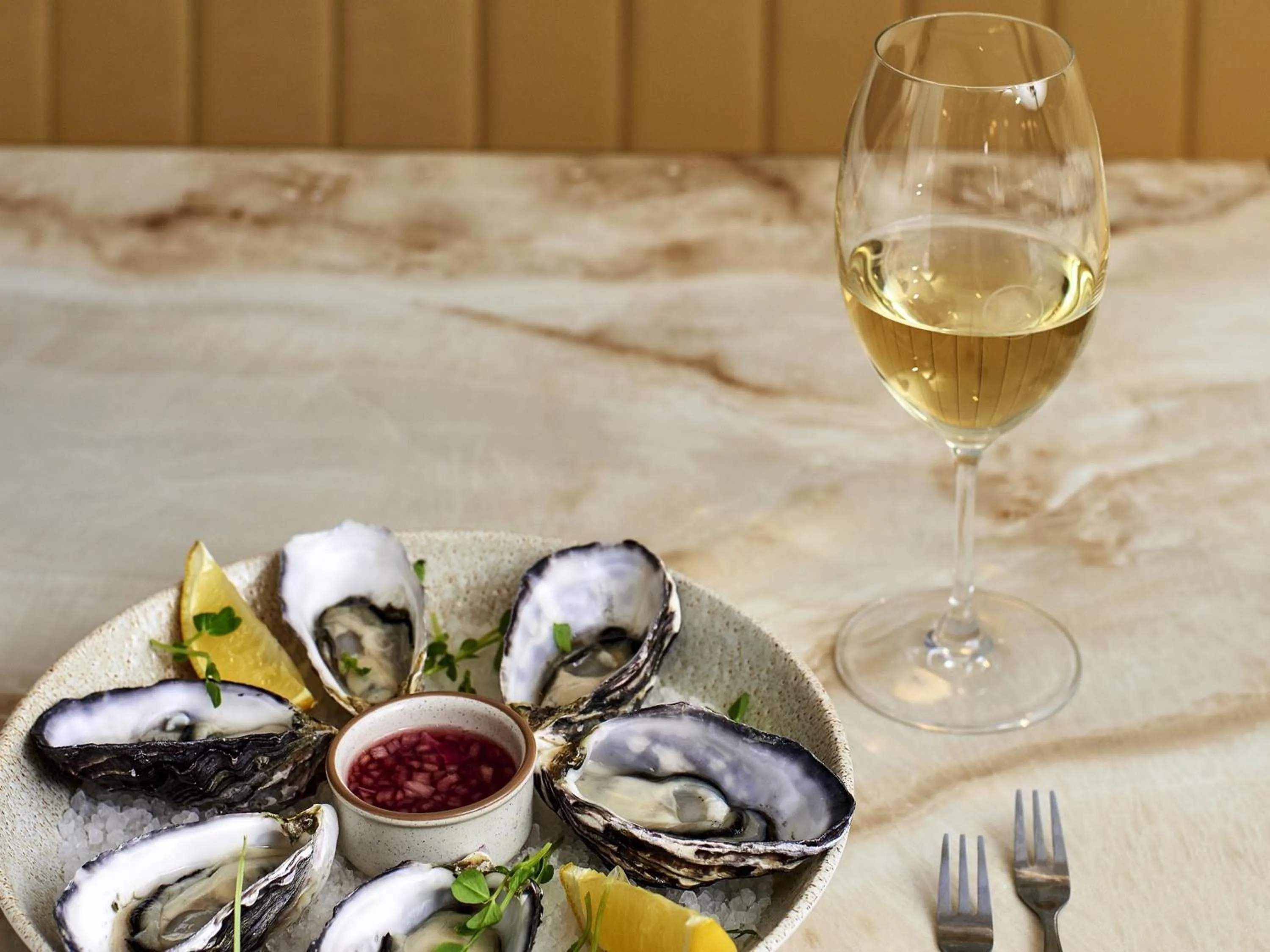 Restaurant/places to eat in The Sebel Quay West Suites Sydney