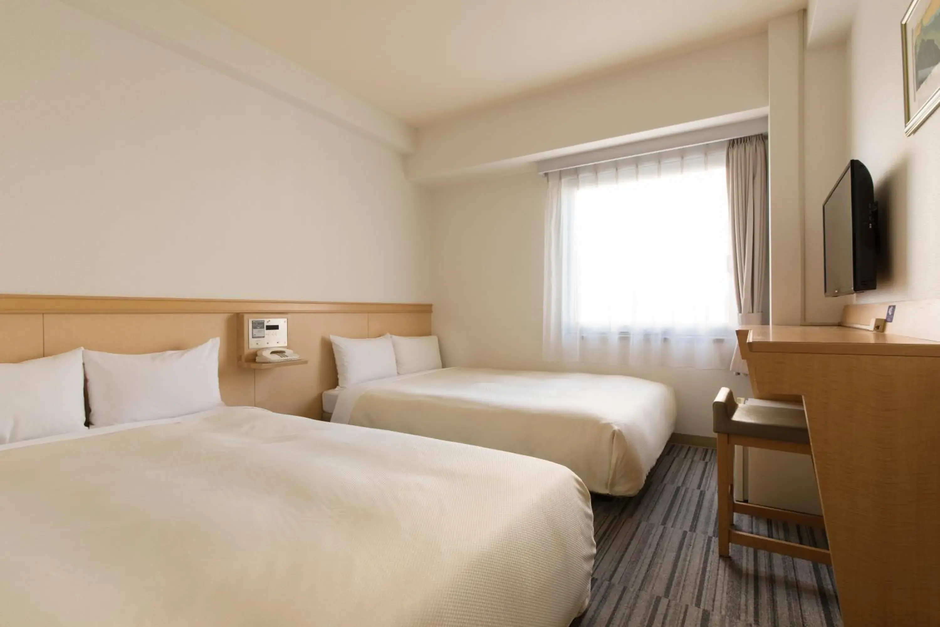 Twin Room for 4 people - Smoking in Toko City Hotel Matsumoto Twin Room for 4 people - Smoking in Toko City Hotel Matsumoto