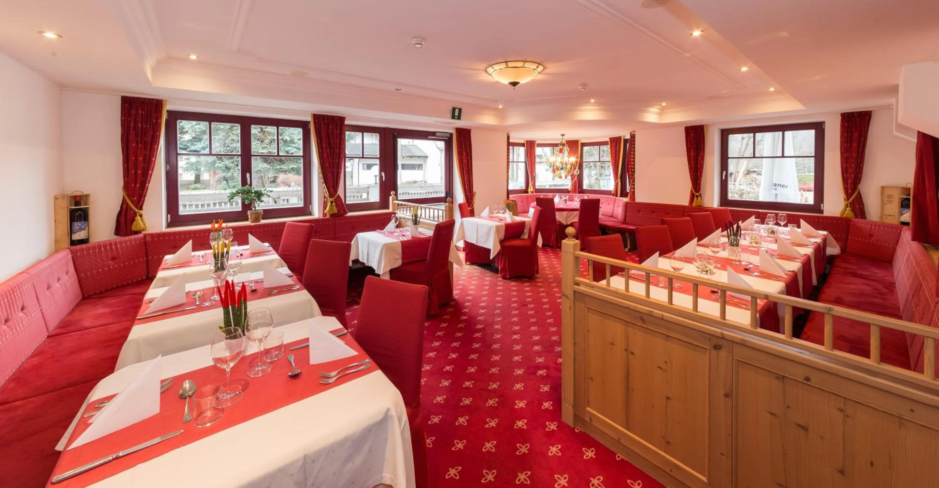 Restaurant/places to eat in Hotel Hellweger