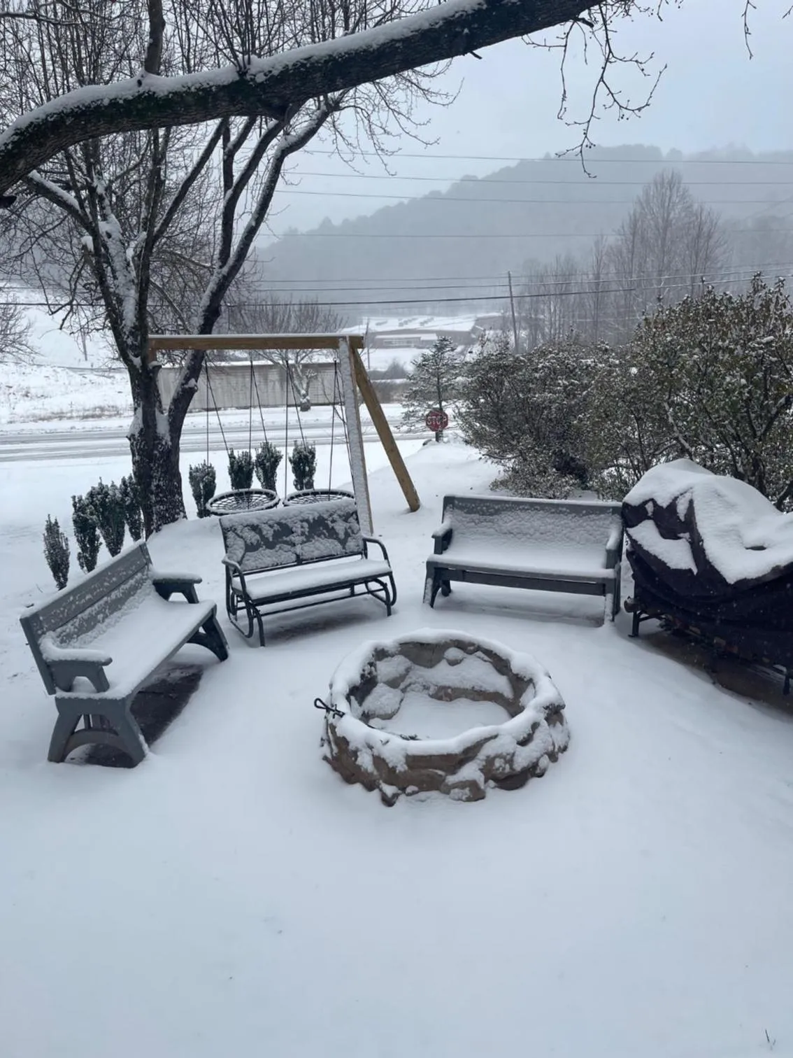 Day in Mountain Aire Cottages, Inn, & Glamping