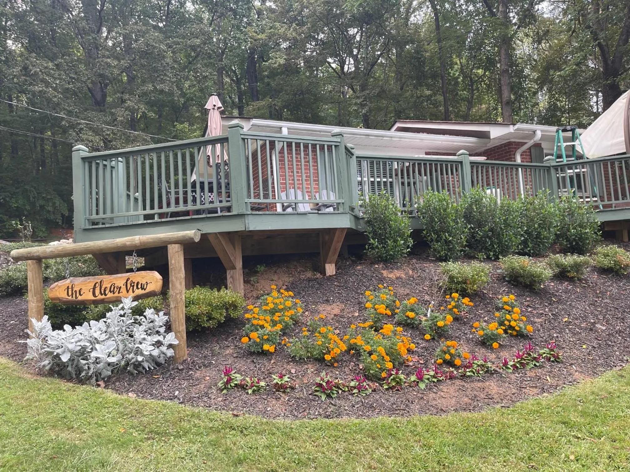 Property building in Mountain Aire Cottages, Inn, & Glamping