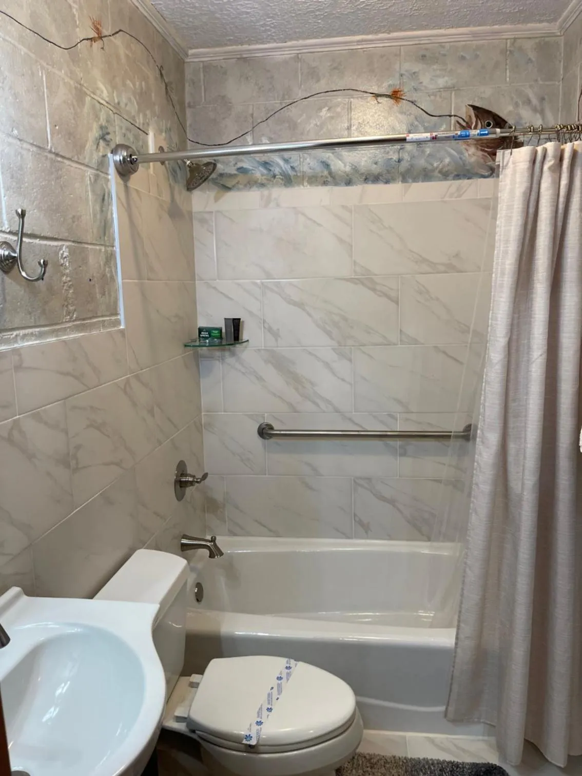 Shower in Mountain Aire Cottages, Inn, & Glamping