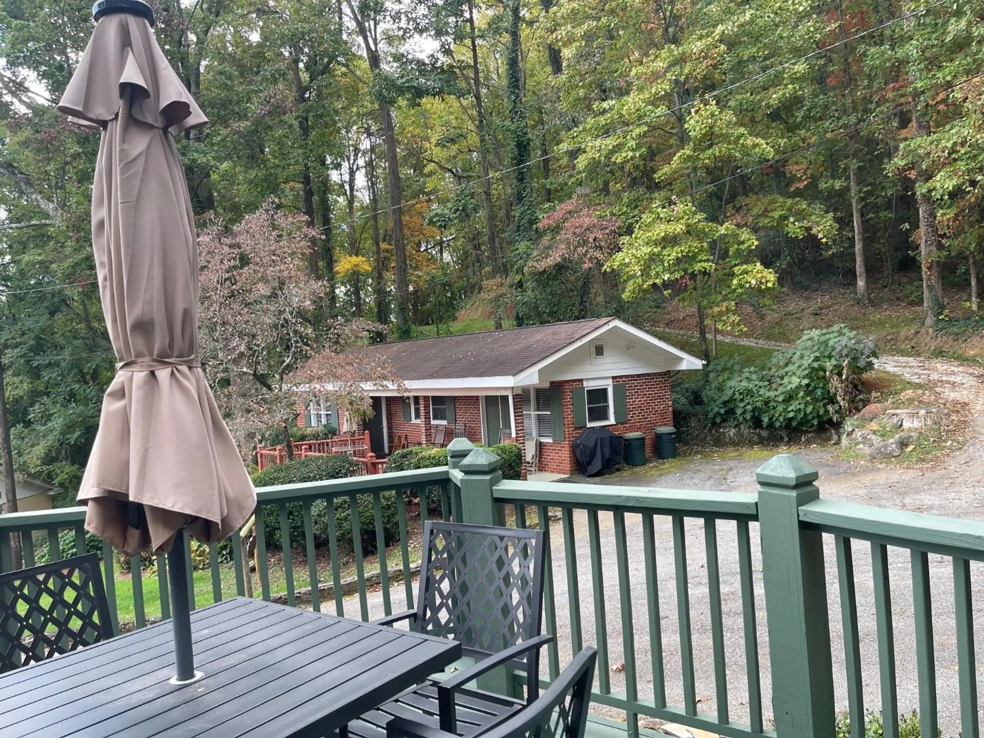 Property building in Mountain Aire Cottages, Inn, & Glamping