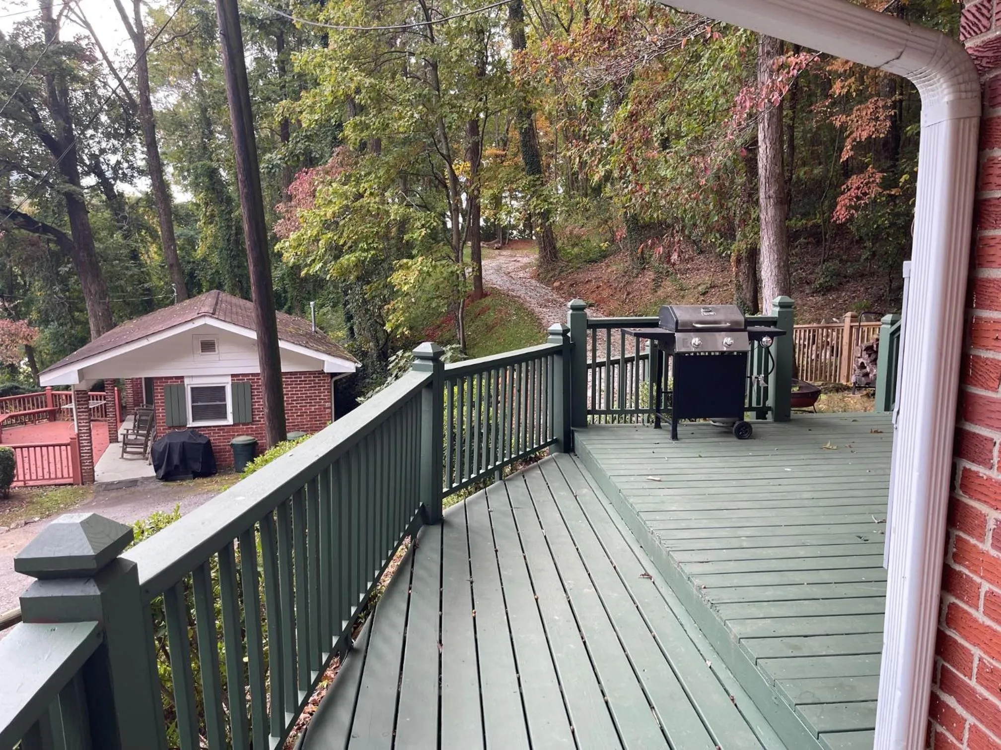 Property building in Mountain Aire Cottages, Inn, & Glamping