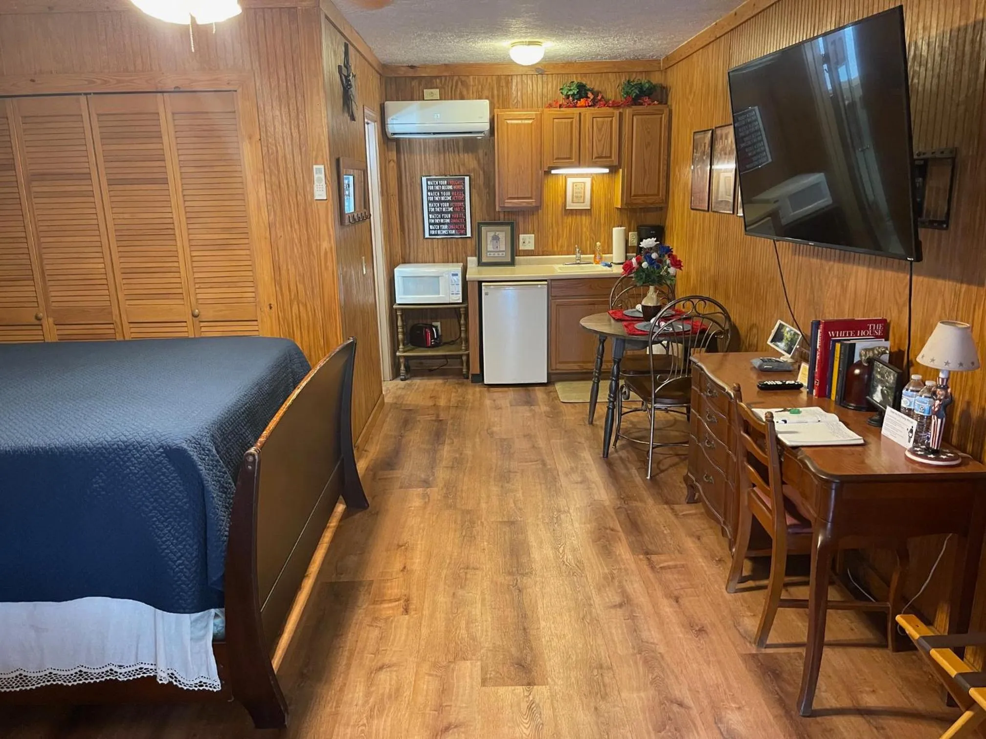 Coffee/tea facilities in Mountain Aire Cottages, Inn, & Glamping