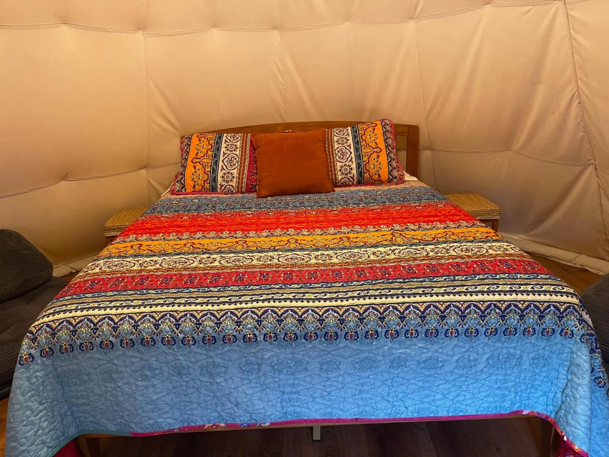 Bed in Mountain Aire Cottages, Inn, & Glamping