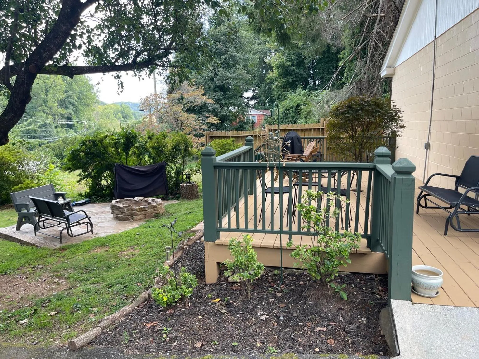 Balcony/Terrace in Mountain Aire Cottages, Inn, & Glamping