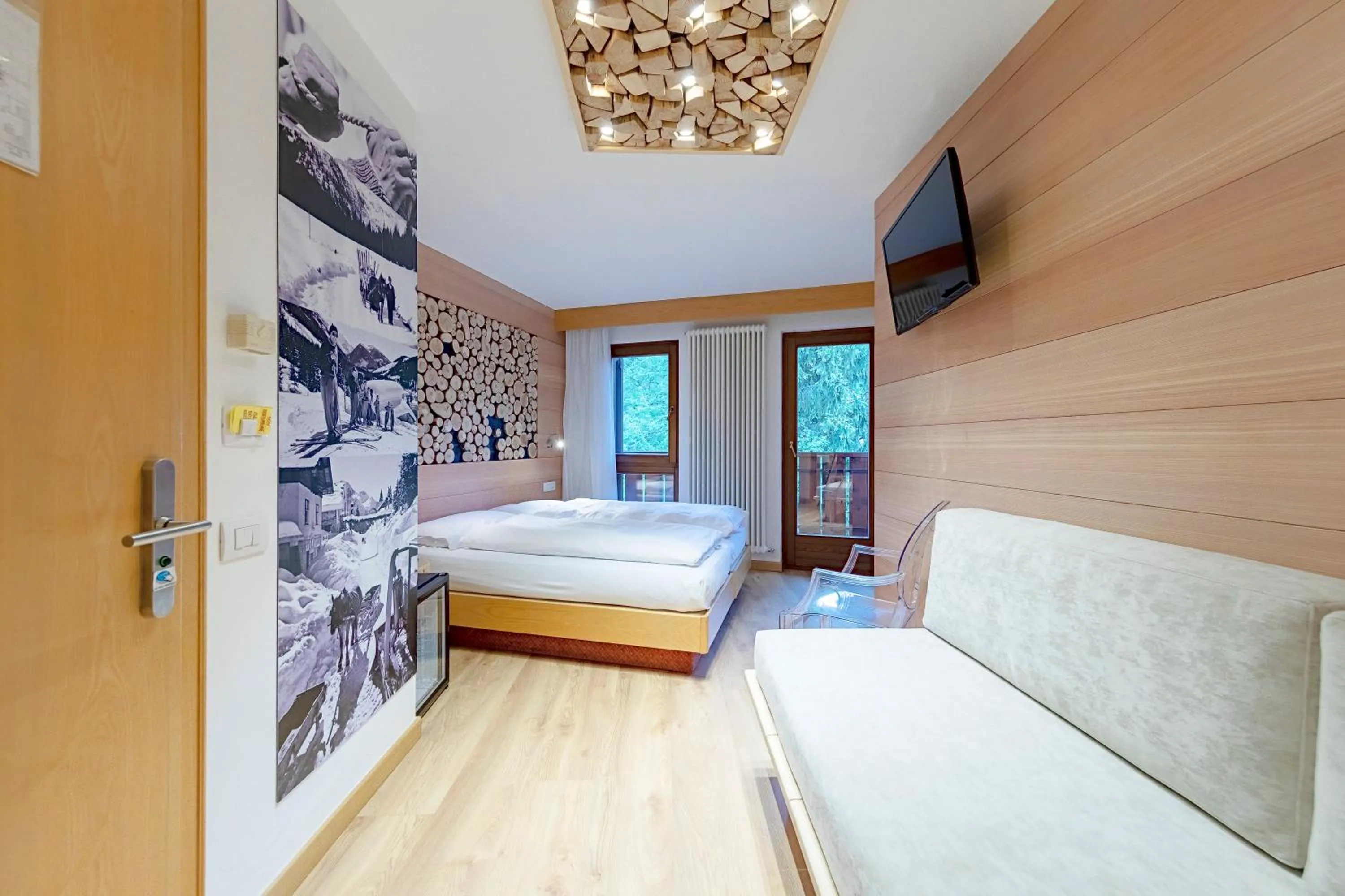 Photo of the whole room, Bed in Hotel Cristiania