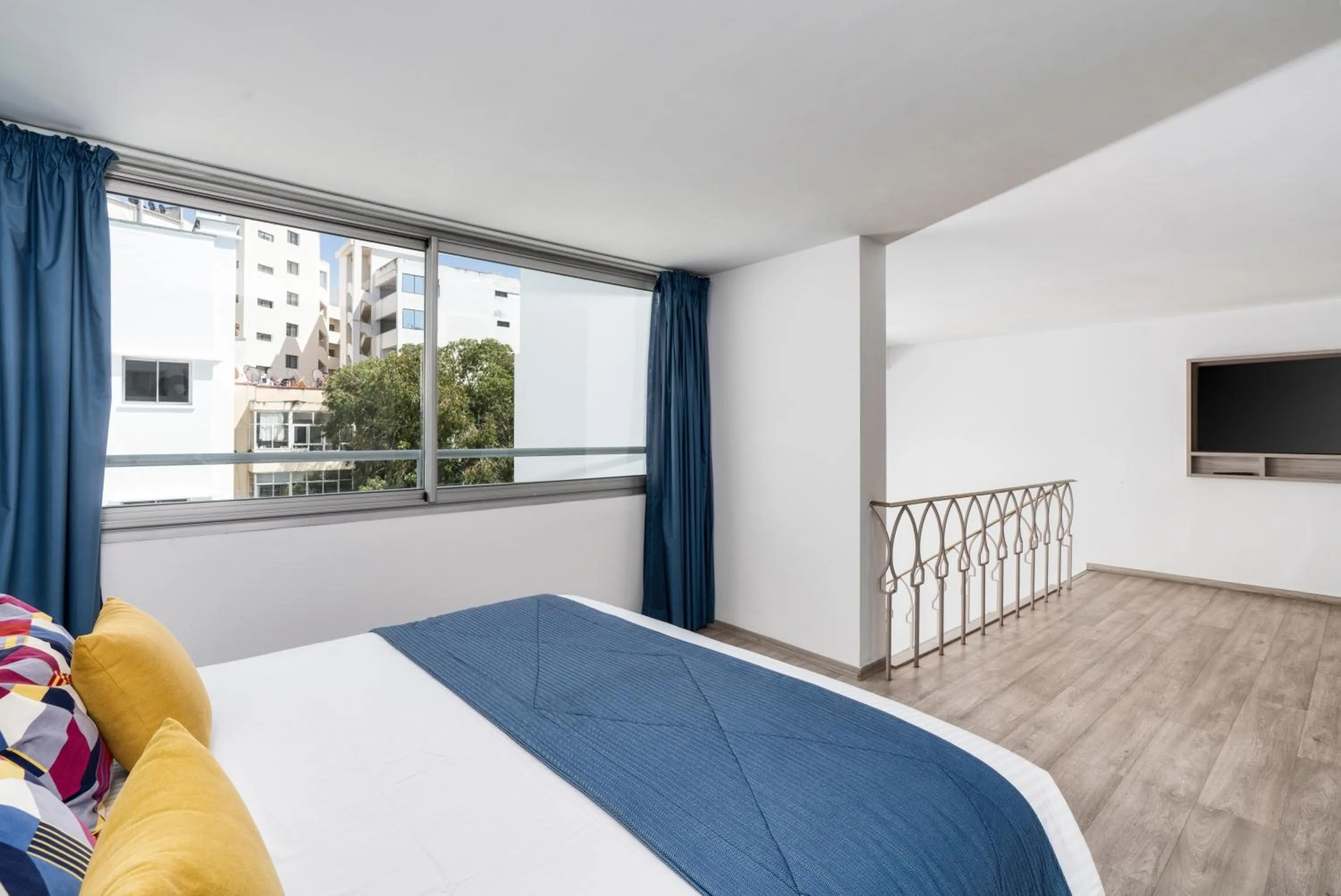 Bedroom, Bed in Marina Bay City Center