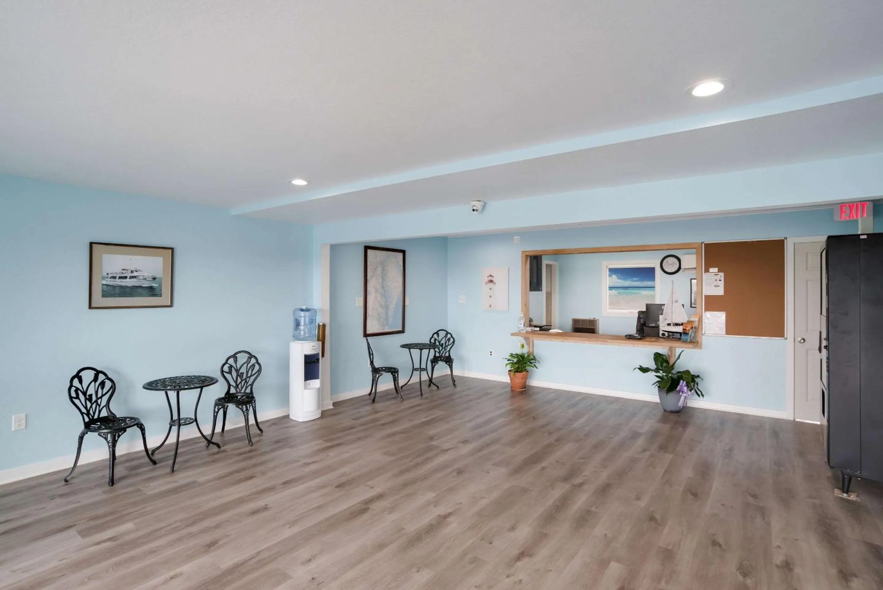 Lobby or reception in Rodeway Inn at Somers Cove Marina