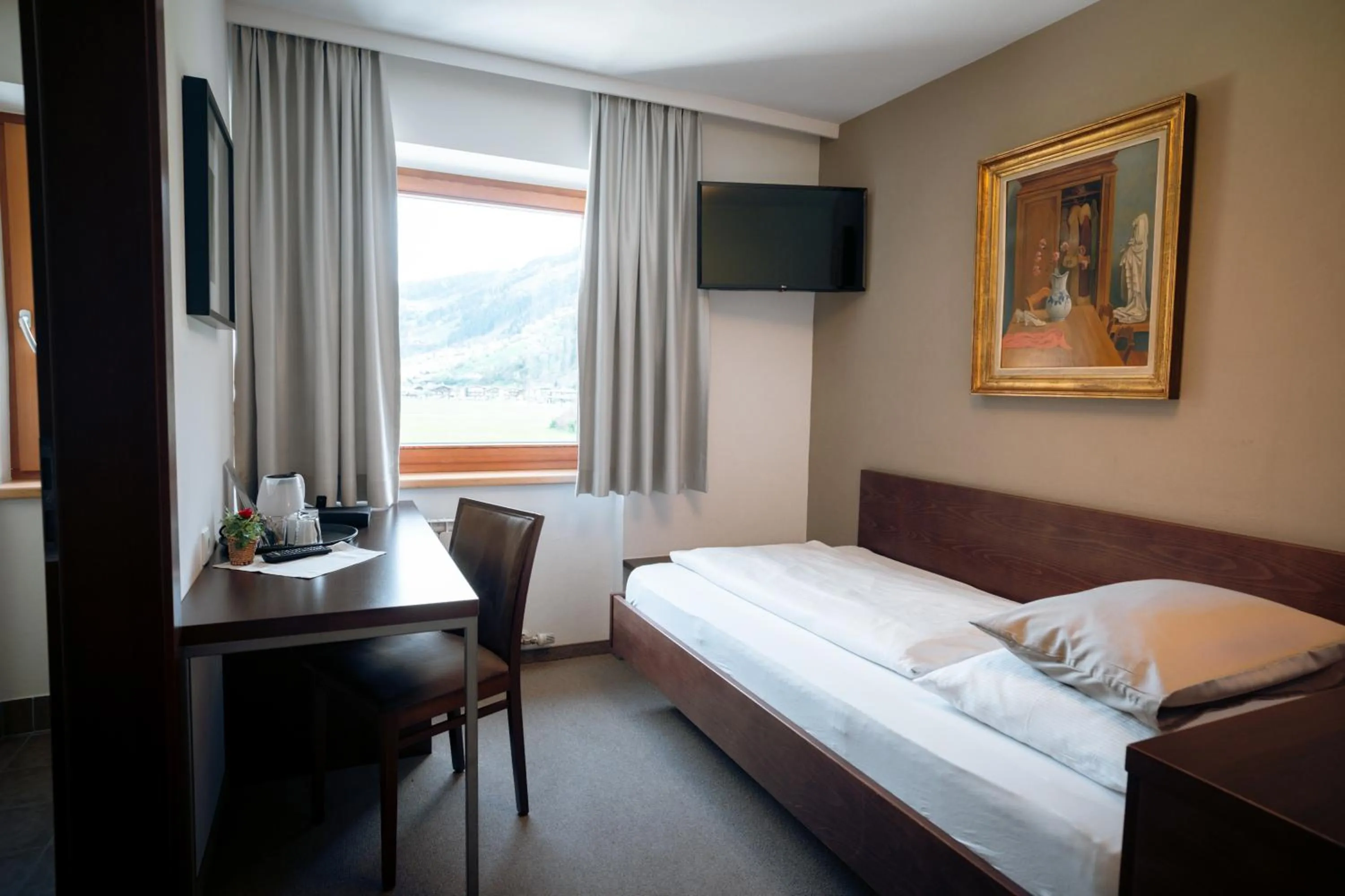 Bed in Apart-Garni Innerwiesn