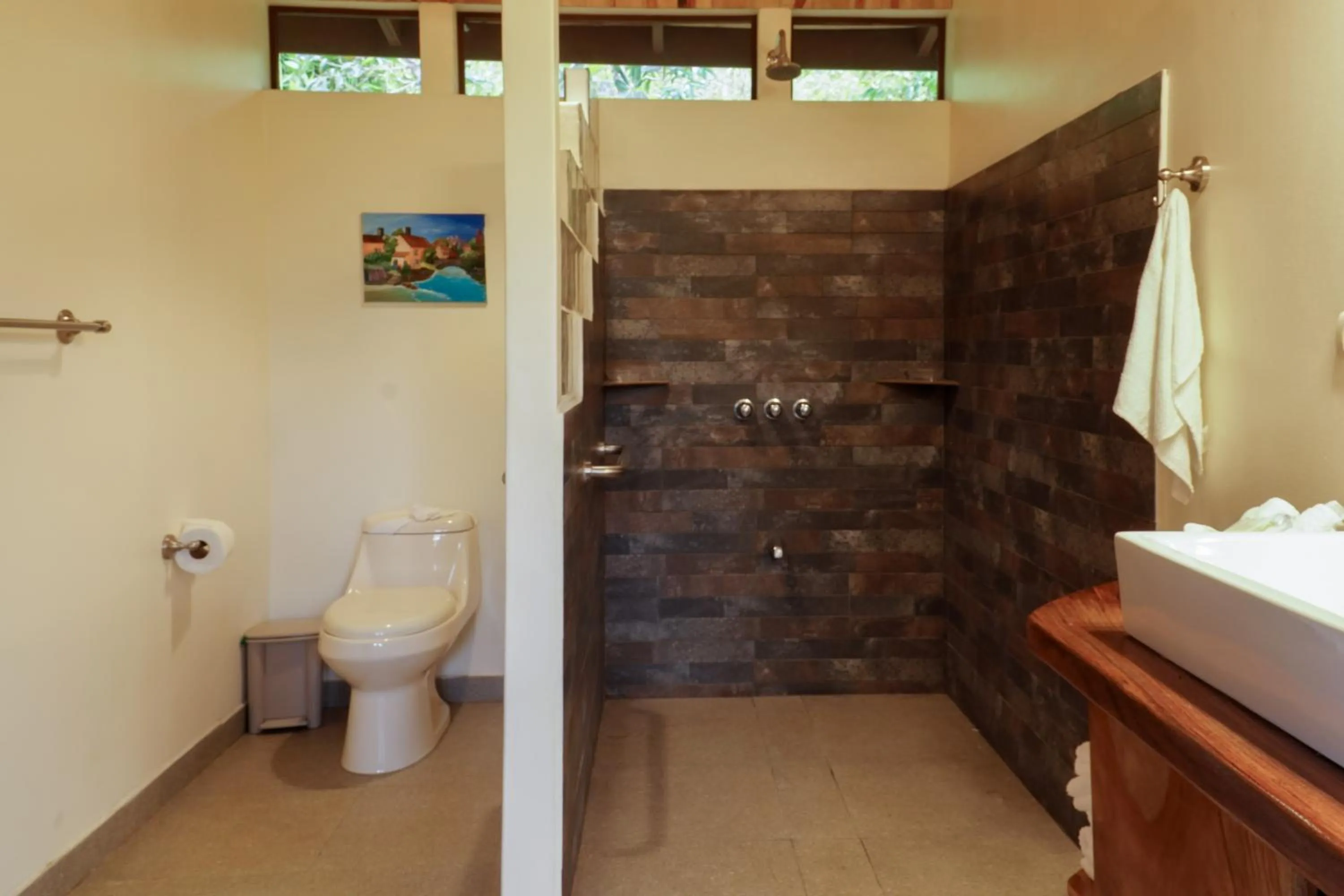 Bathroom in Santa Juana Lodge & Nature Reserve