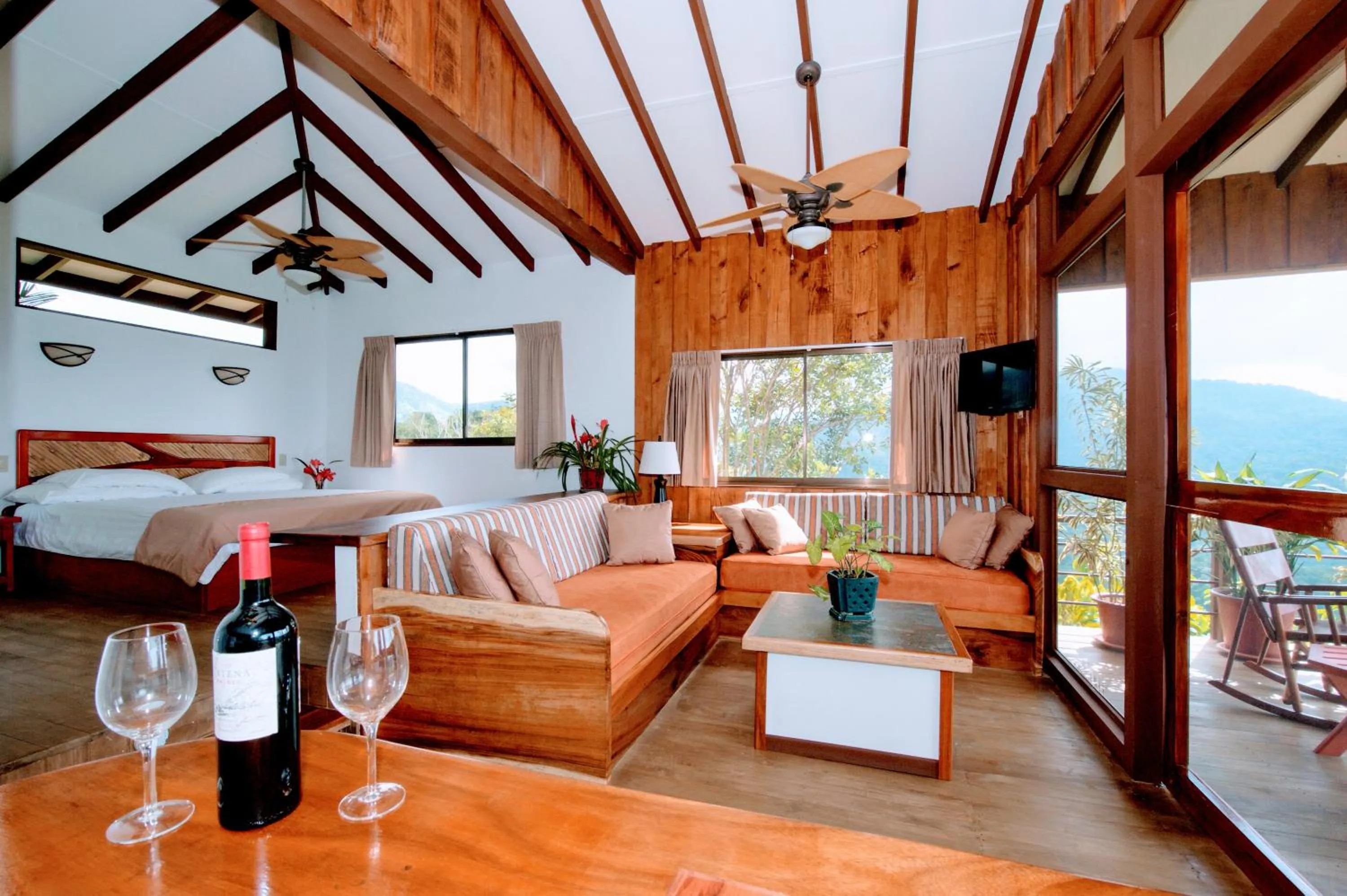 Decorative detail in Santa Juana Lodge & Nature Reserve