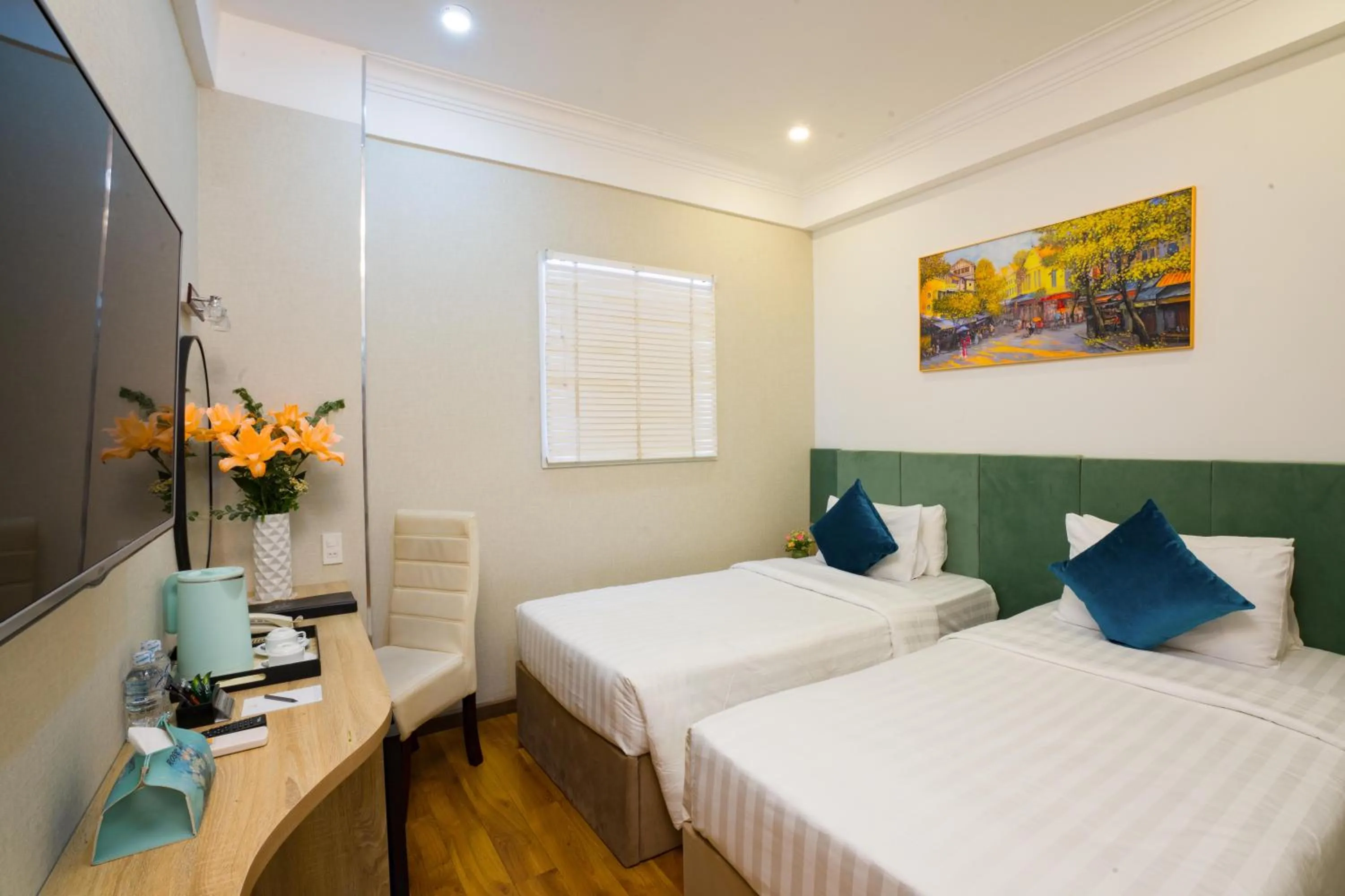 Bed in Sunrise Central Hotel