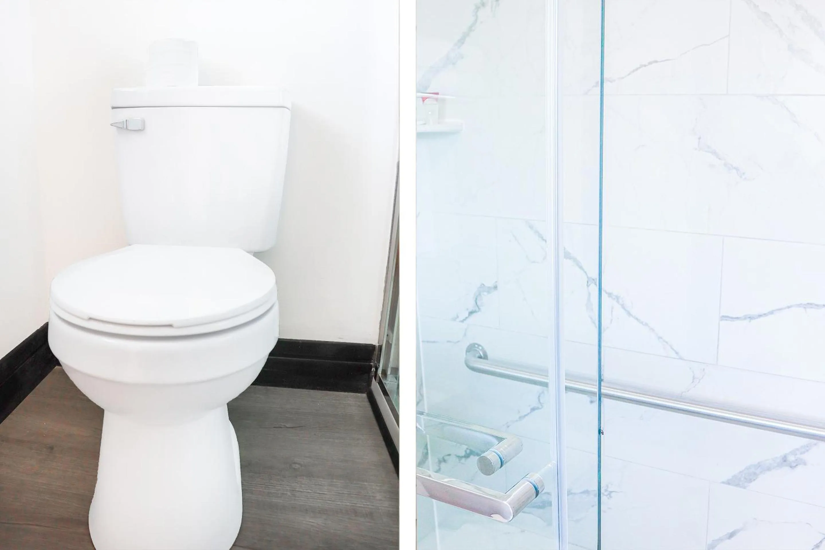 Bathroom in The Lancaster Motel By OYO Ronks near Paradise