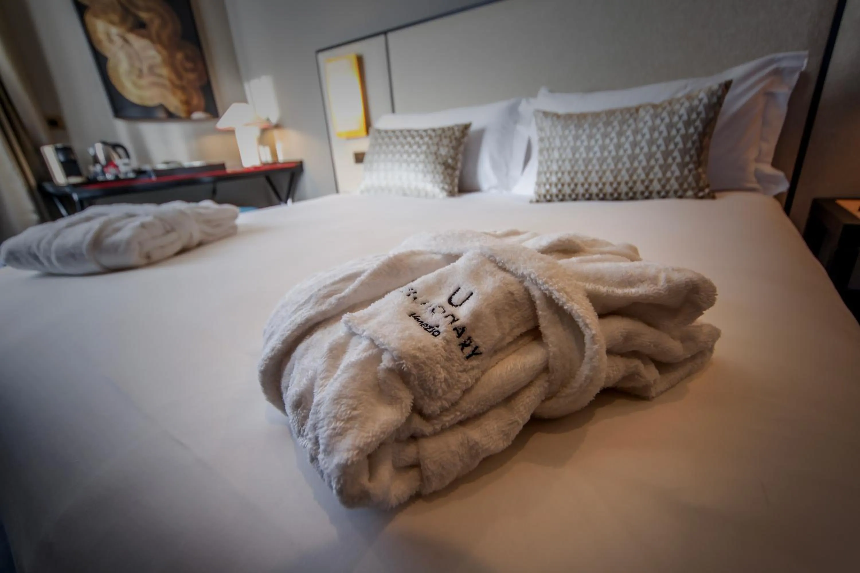 Property logo or sign, Bed in U-Visionary Venezia Hotel