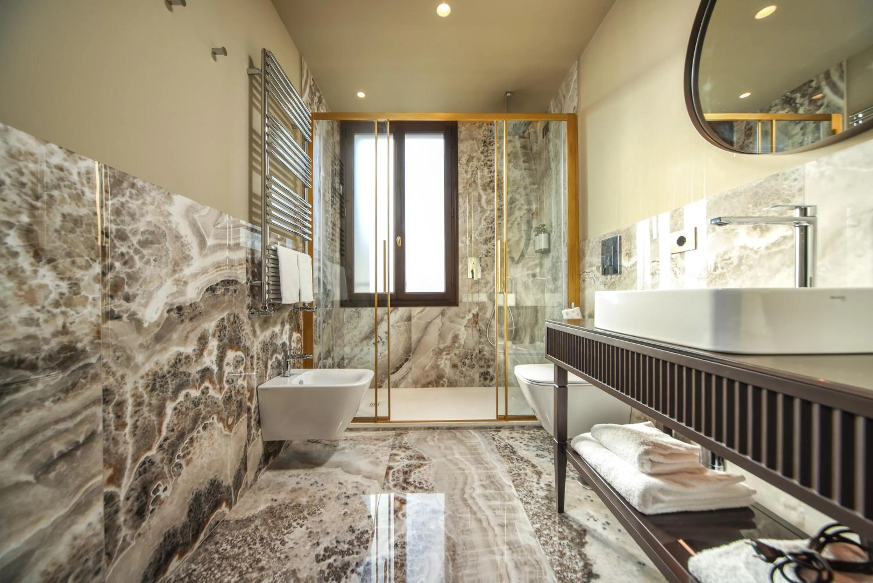 Shower in U-Visionary Venezia Hotel