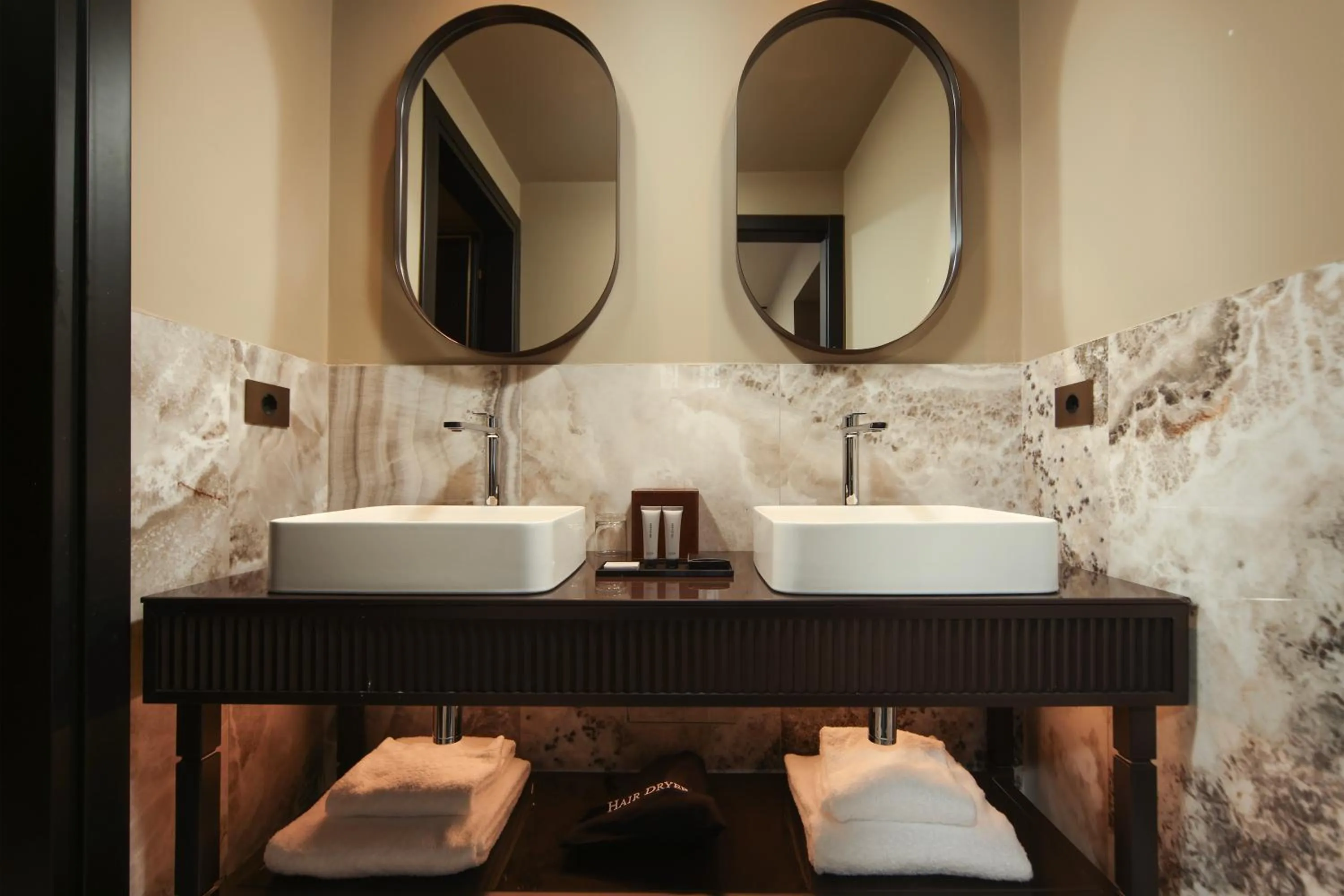 Bathroom in U-Visionary Venezia Hotel