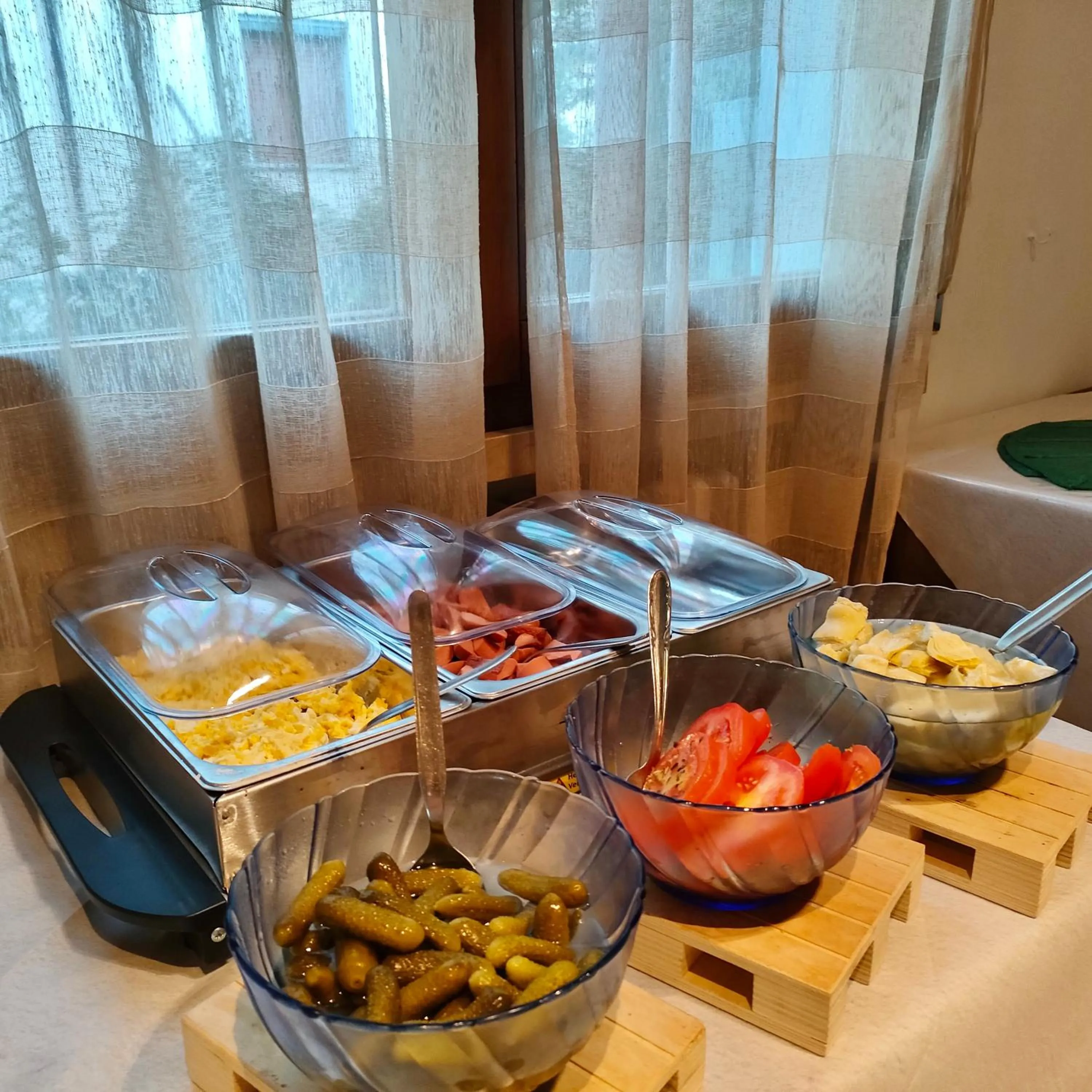 Buffet breakfast in Hotel Renata