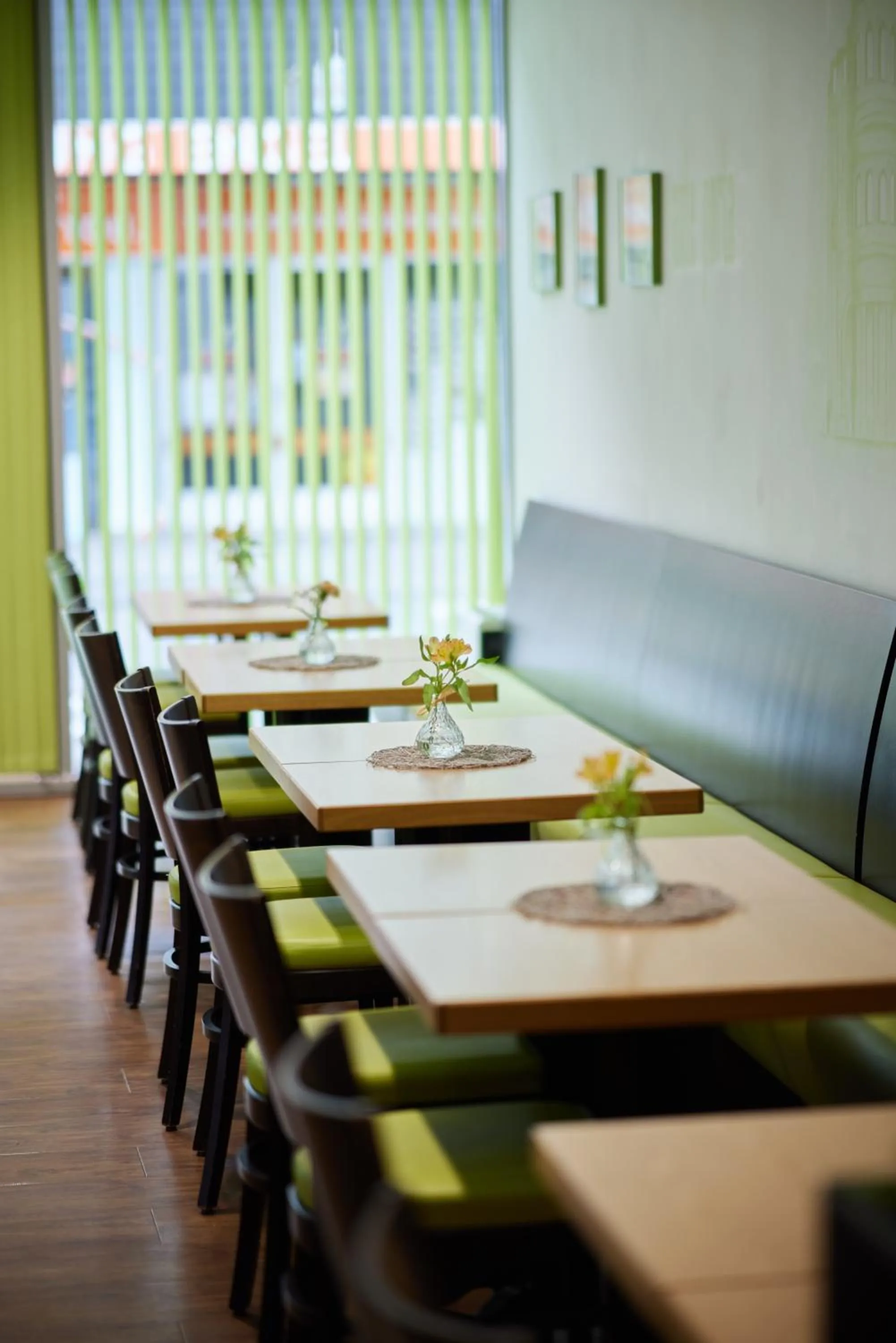 Restaurant/places to eat in ante porta DAS STADTHOTEL