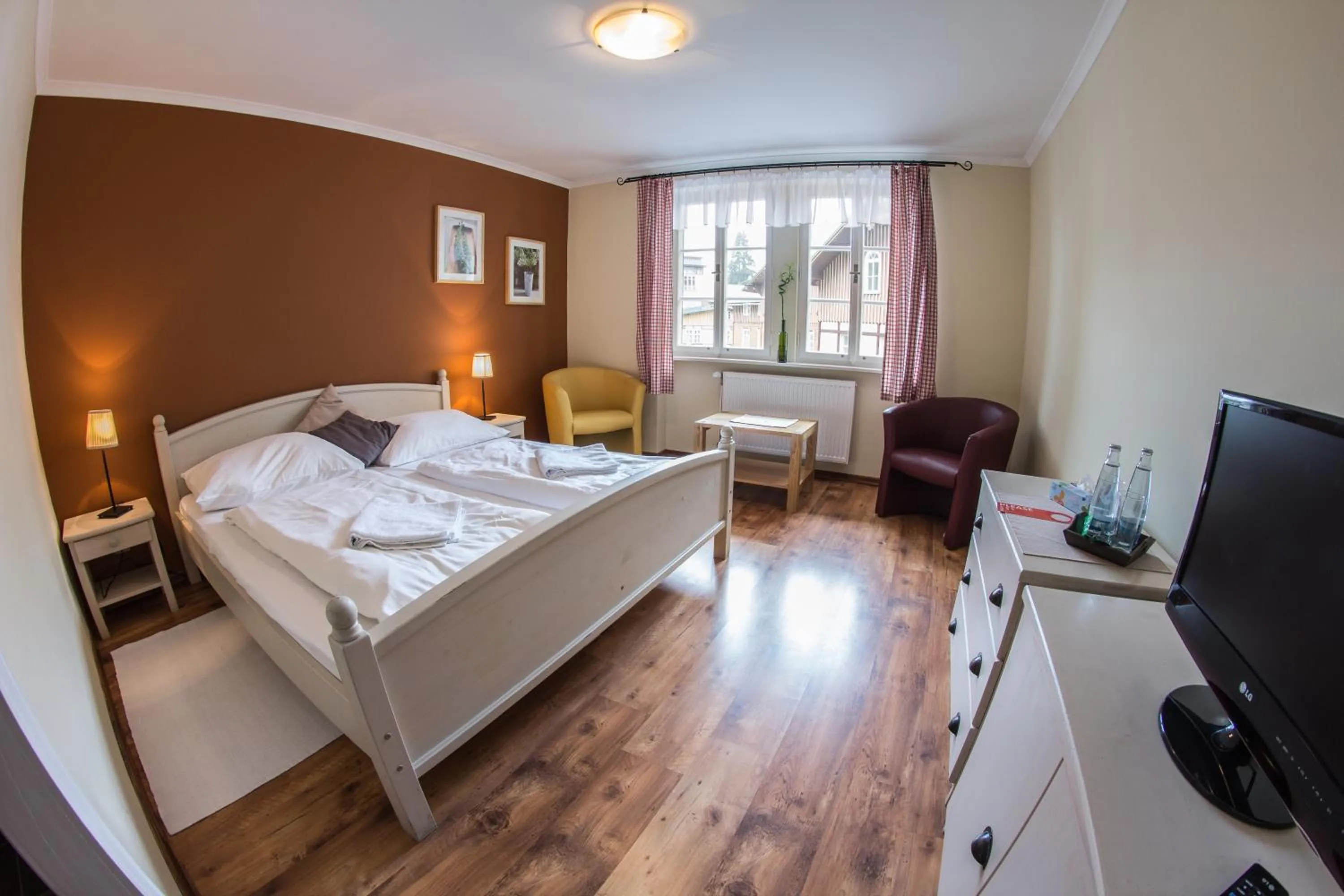 Photo of the whole room, Bed in Hotel Erika