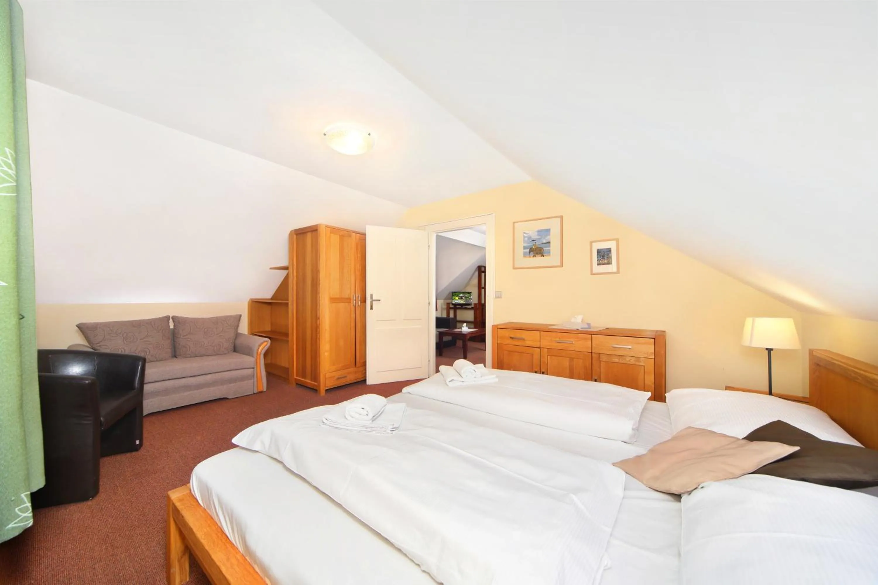 Bedroom, Bed in Hotel Erika