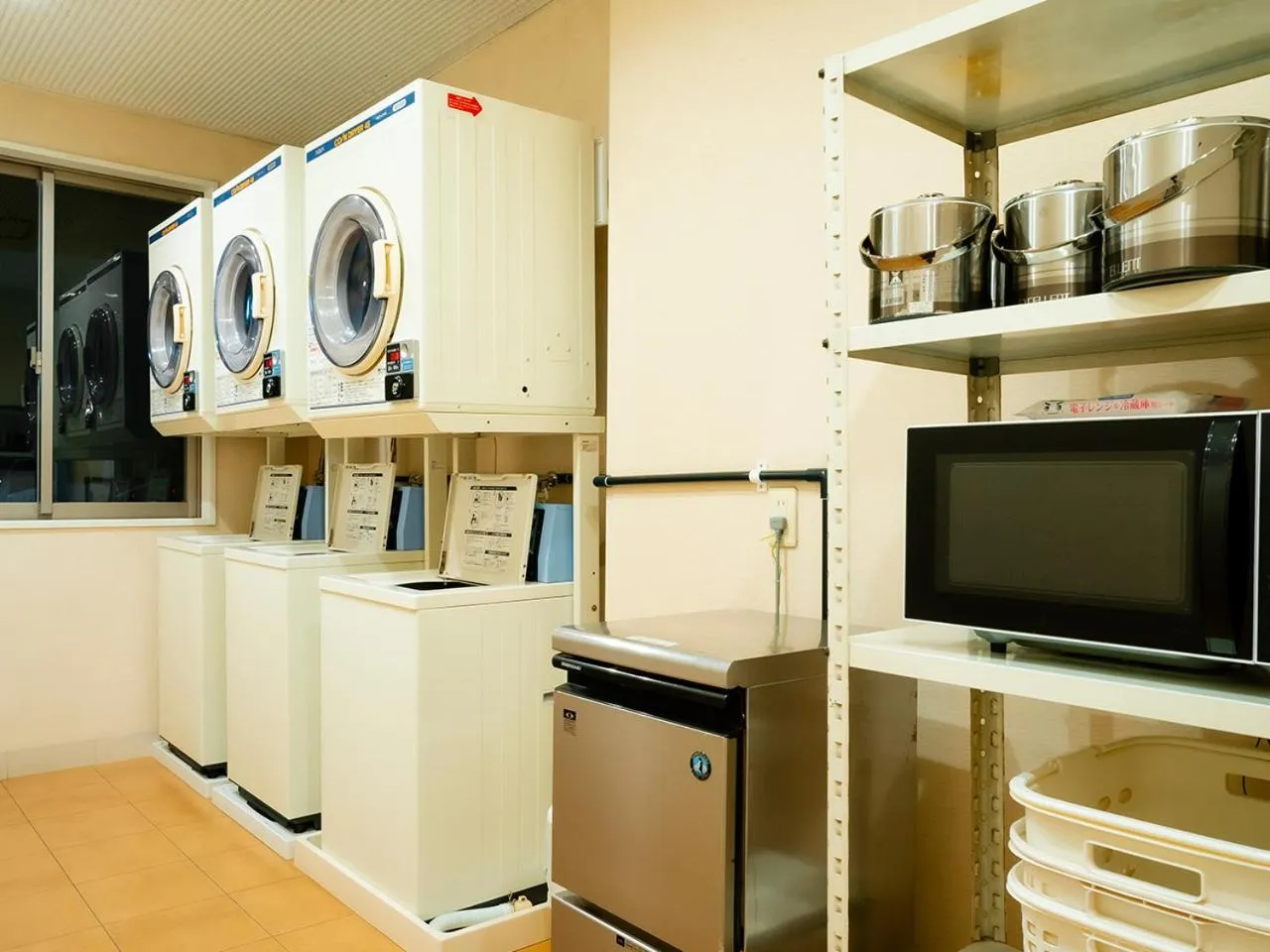 laundry in Kumamoto Ichibamae Business Kurenai Hotel