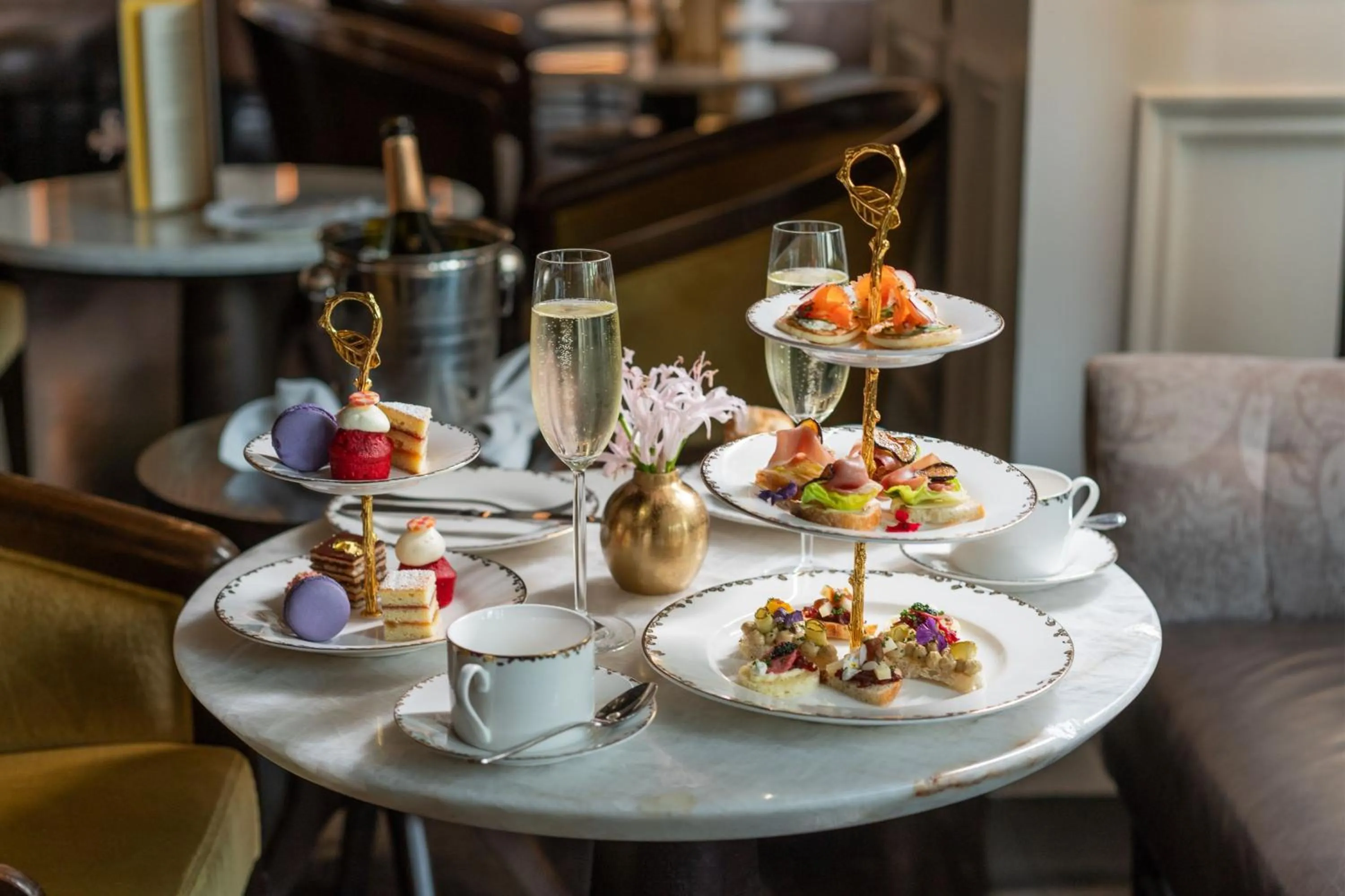 Restaurant/places to eat in The Ritz-Carlton New York, Central Park