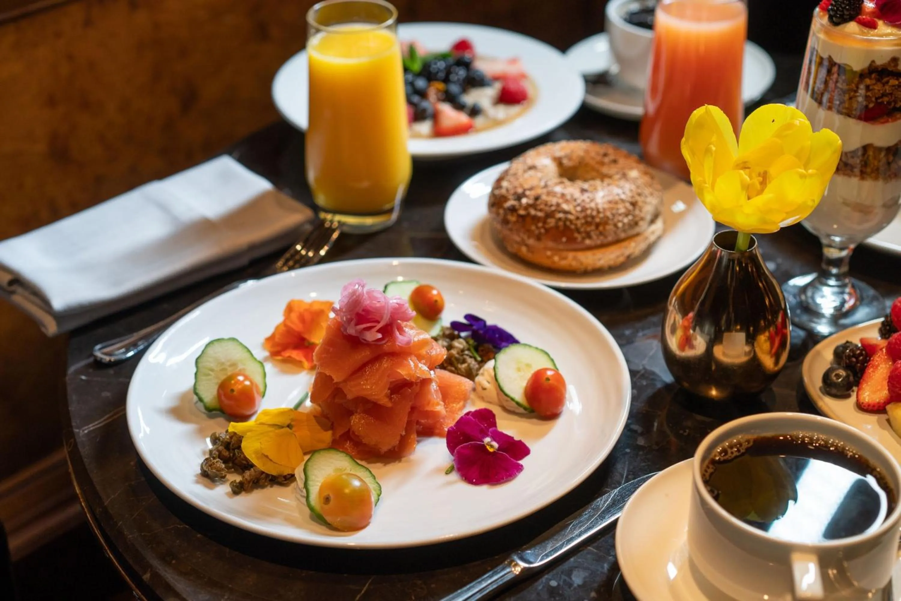 Breakfast in The Ritz-Carlton New York, Central Park