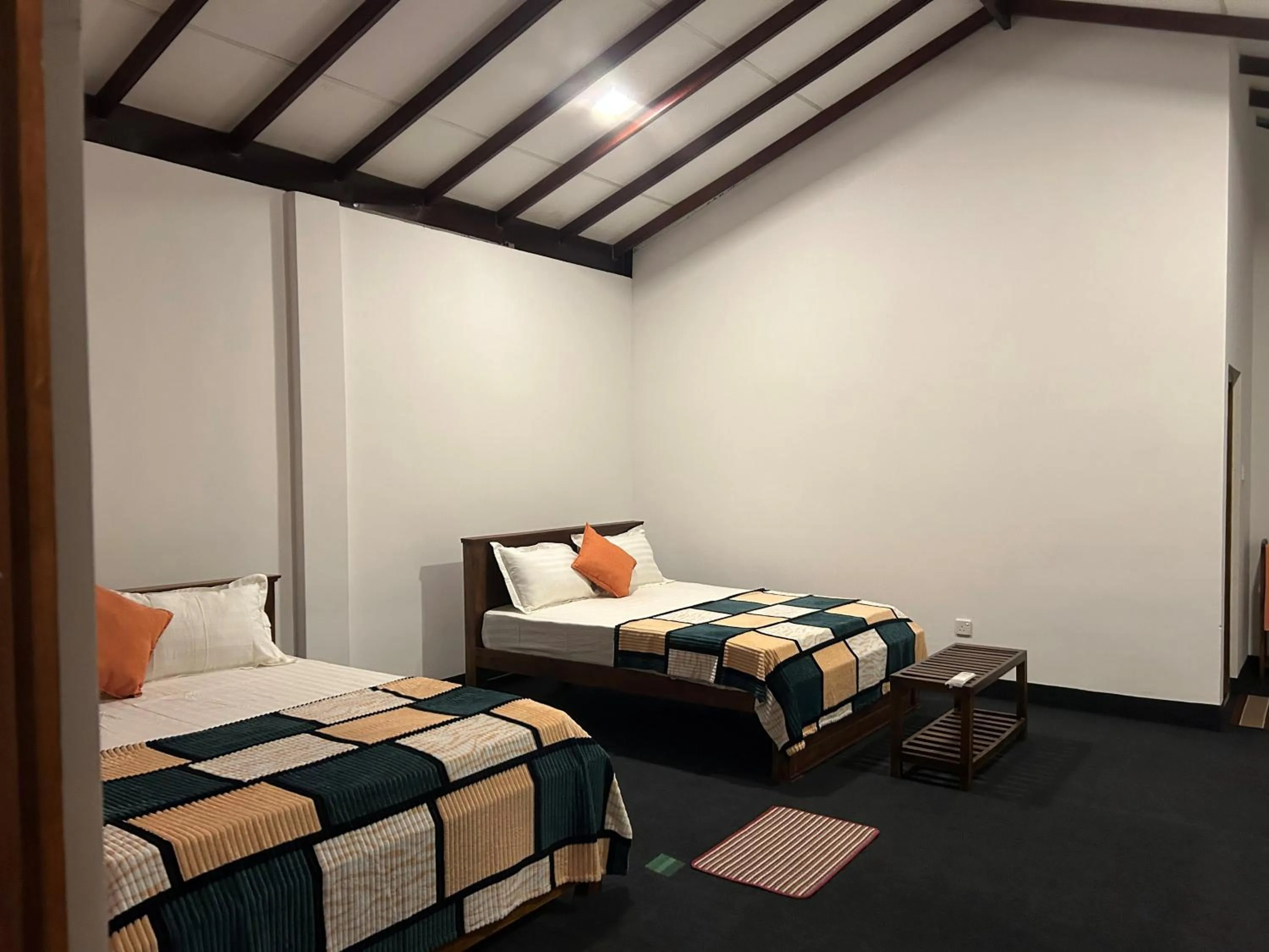 Thomasz Lodge