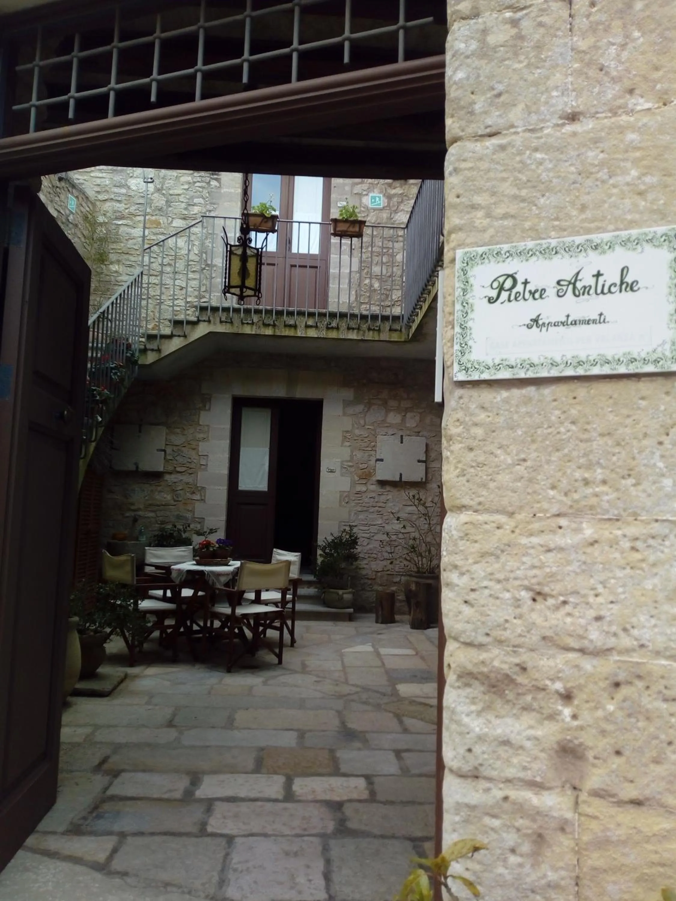 Facade/entrance in Residence Erice Pietre Antiche