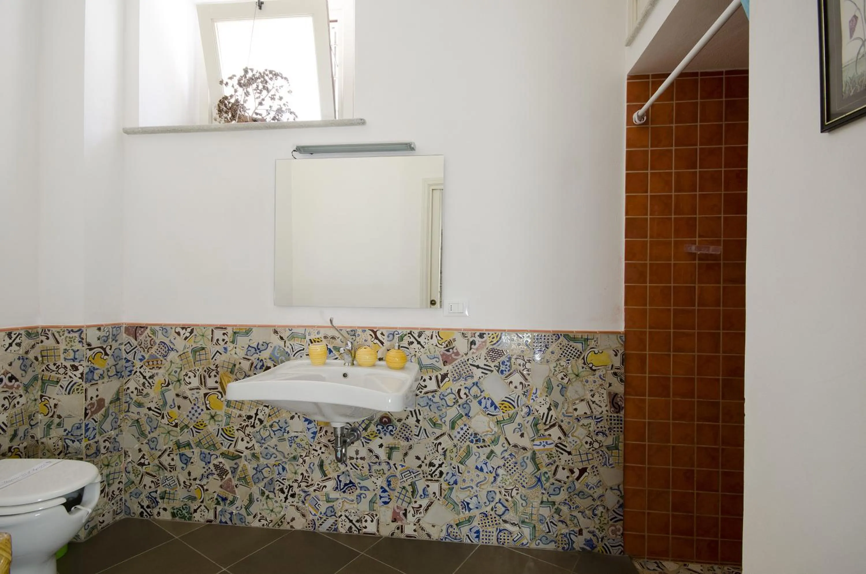 Bathroom in Residence Erice Pietre Antiche