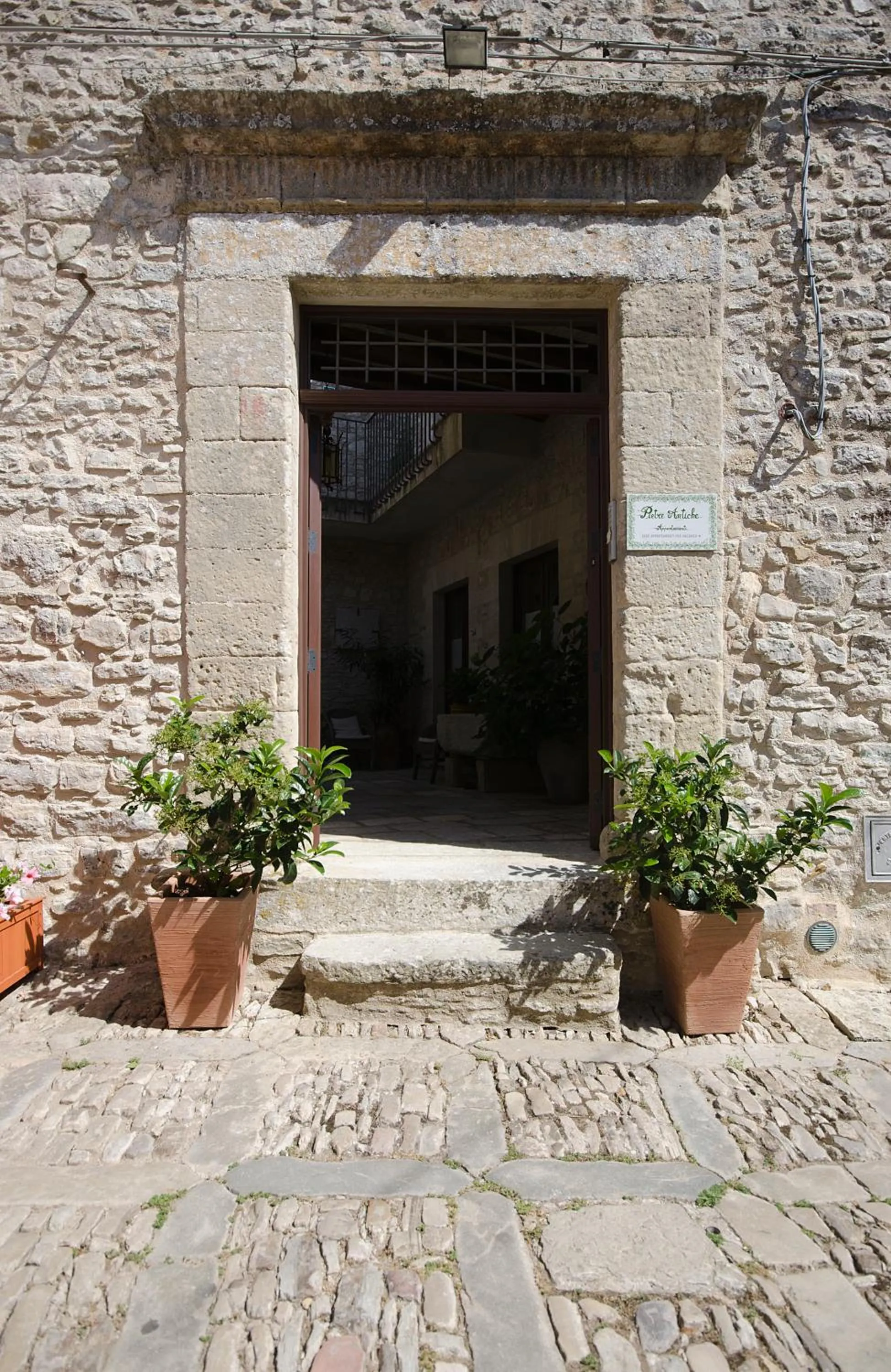 Facade/entrance in Residence Erice Pietre Antiche