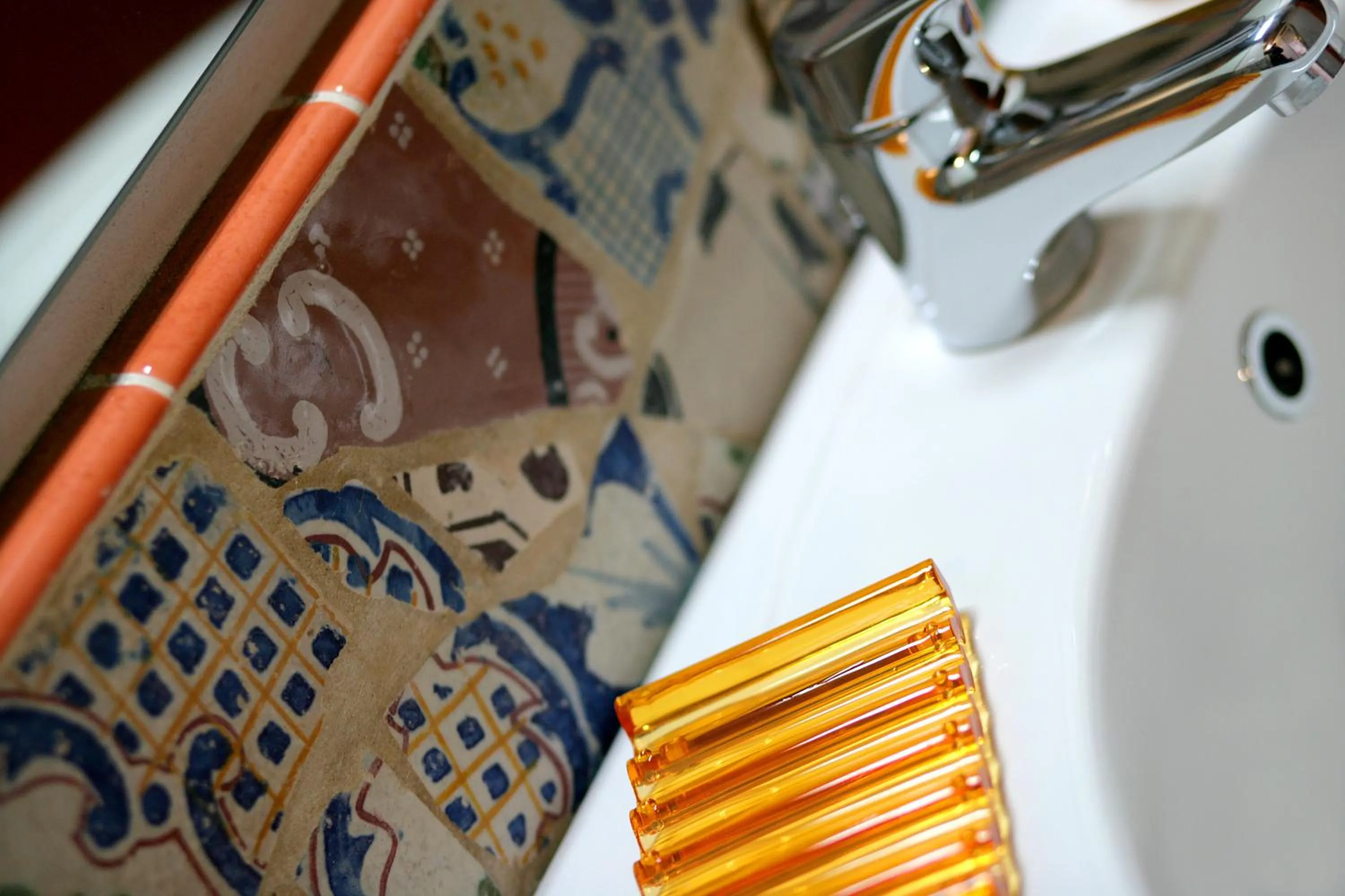 Bathroom in Residence Erice Pietre Antiche