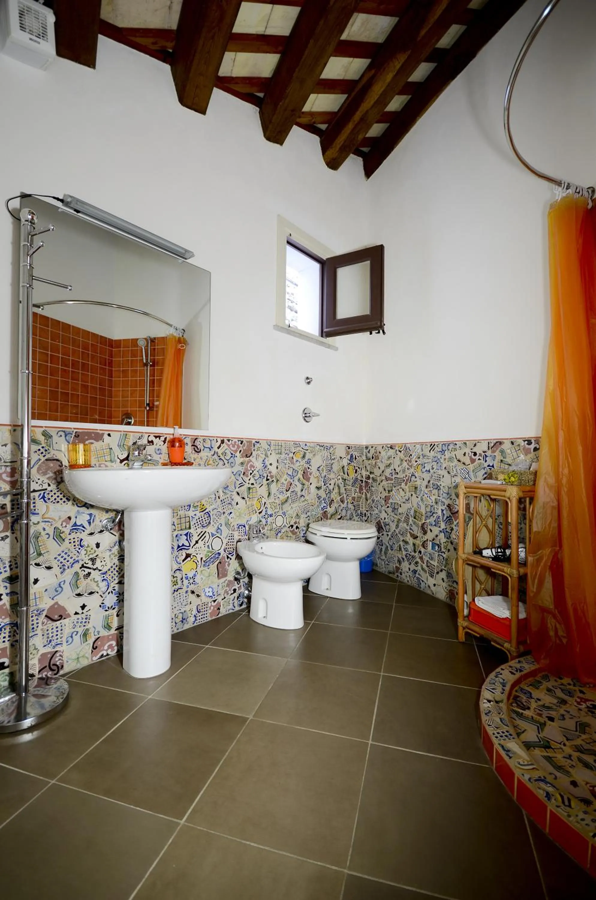 Day in Residence Erice Pietre Antiche