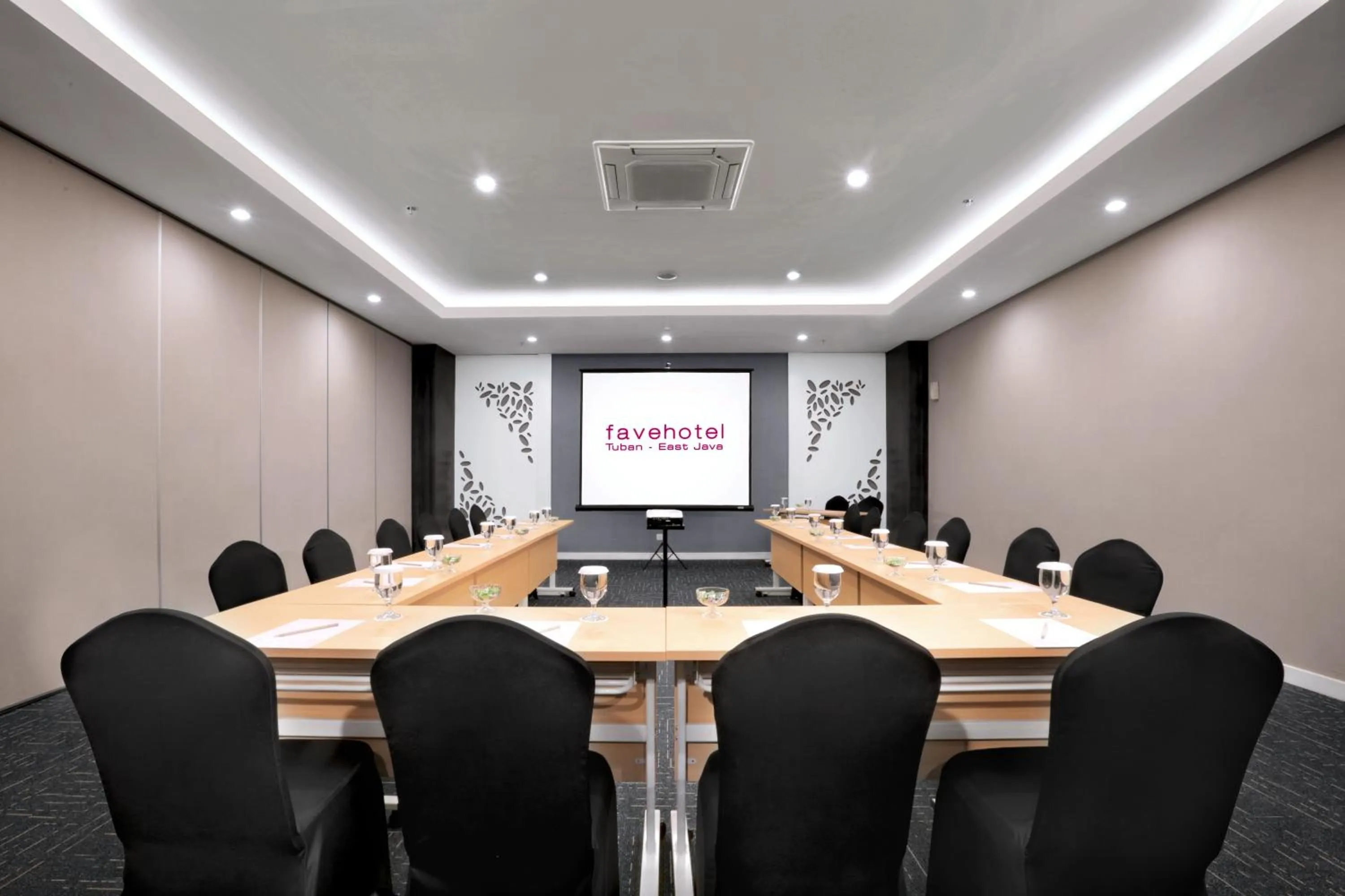 Banquet/Function facilities in favehotel Tuban