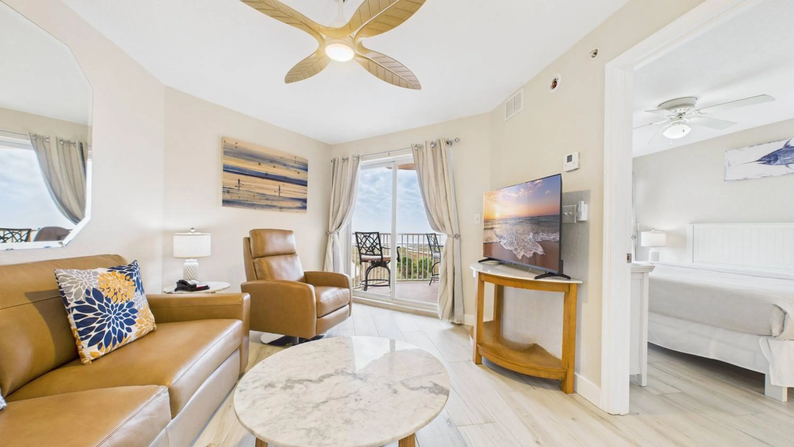 Bed in Surf Beach Treasure Island Resort