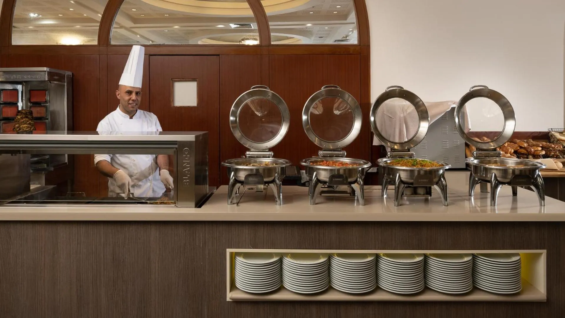 Restaurant/places to eat in Leonardo Hotel Jerusalem