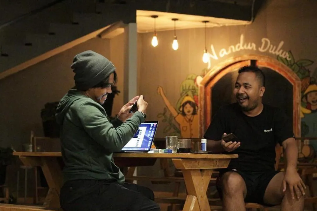 People in Tani Jiwo Hostel