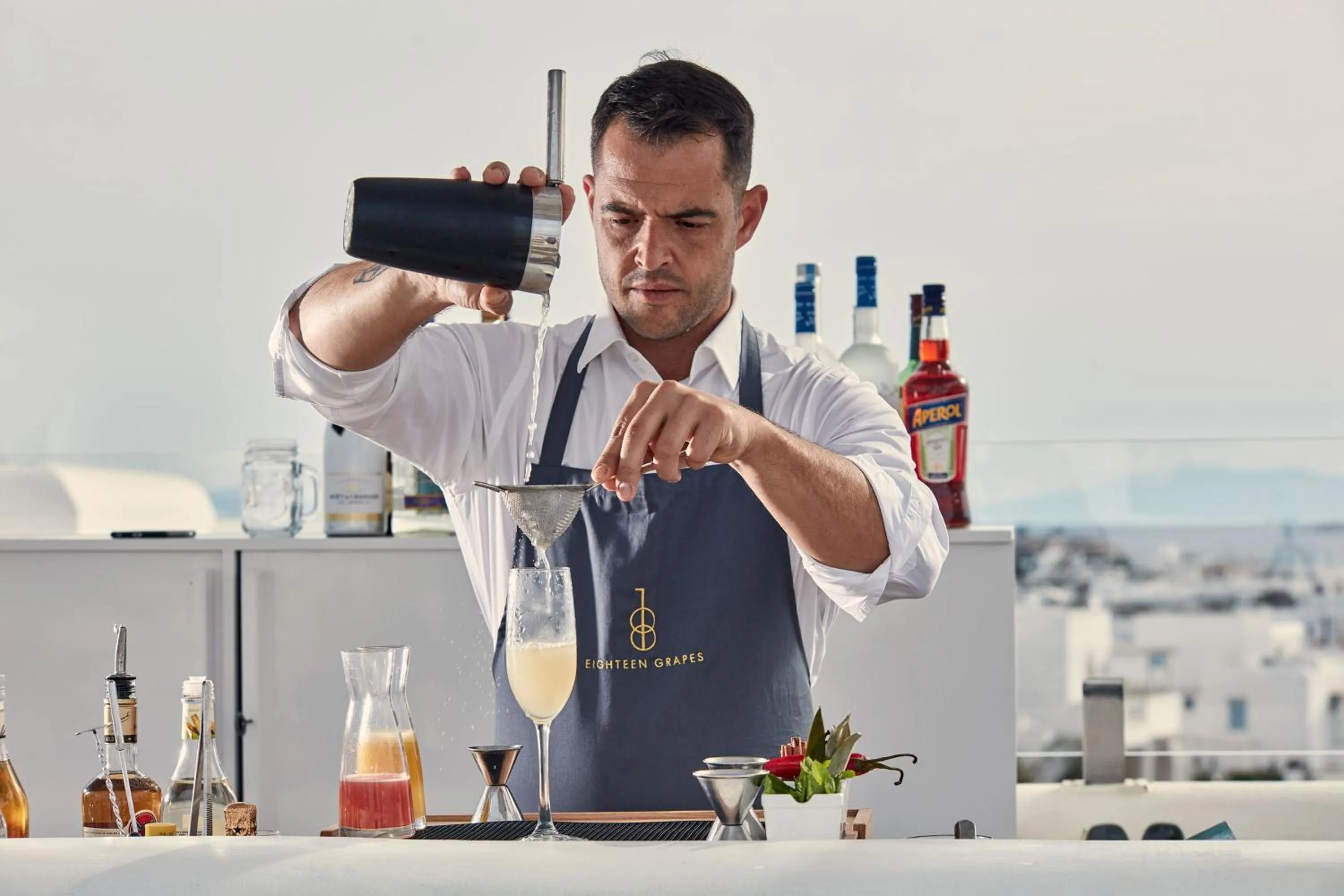 Lounge or bar in 18 Grapes Hotel