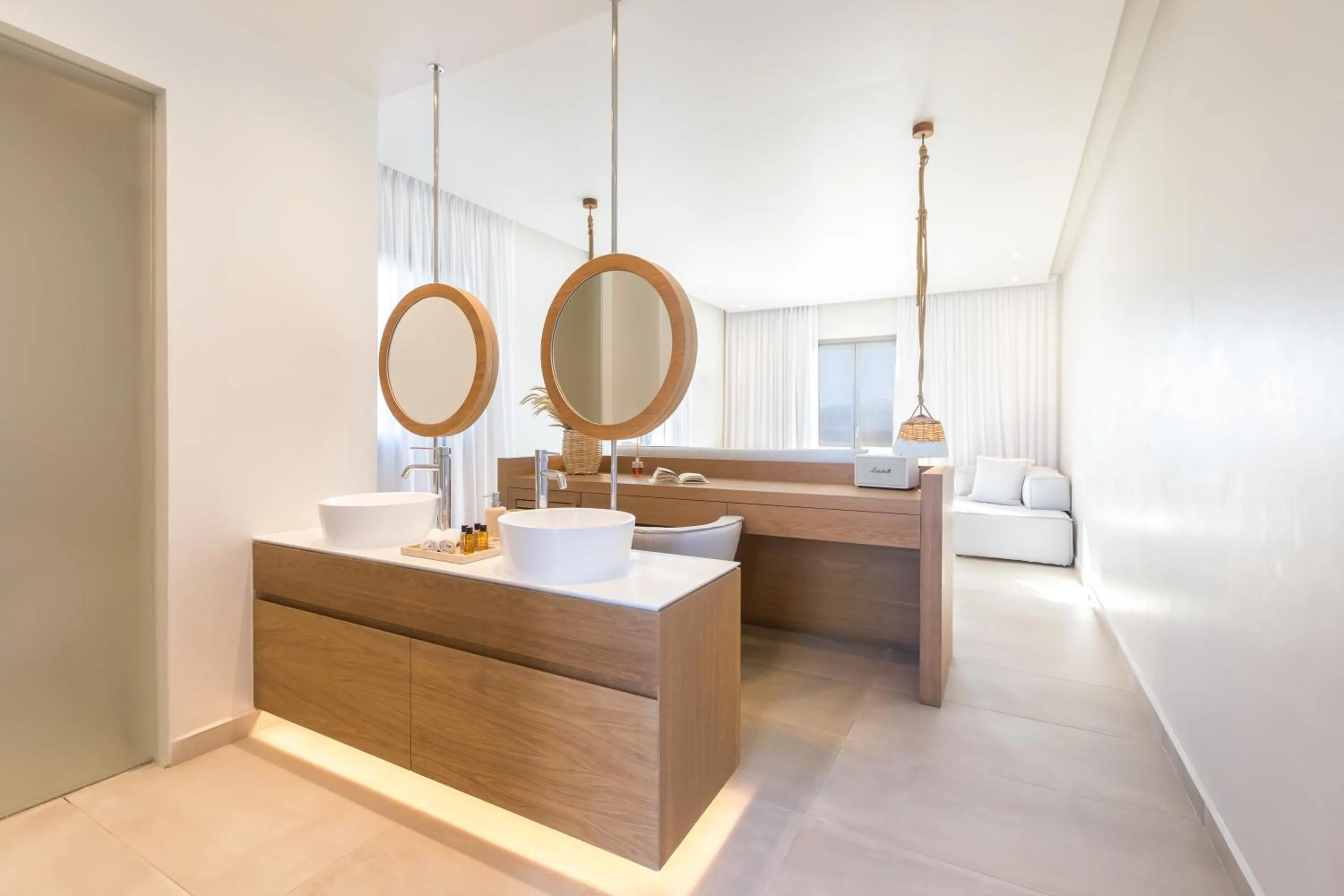 Bathroom in 18 Grapes Hotel